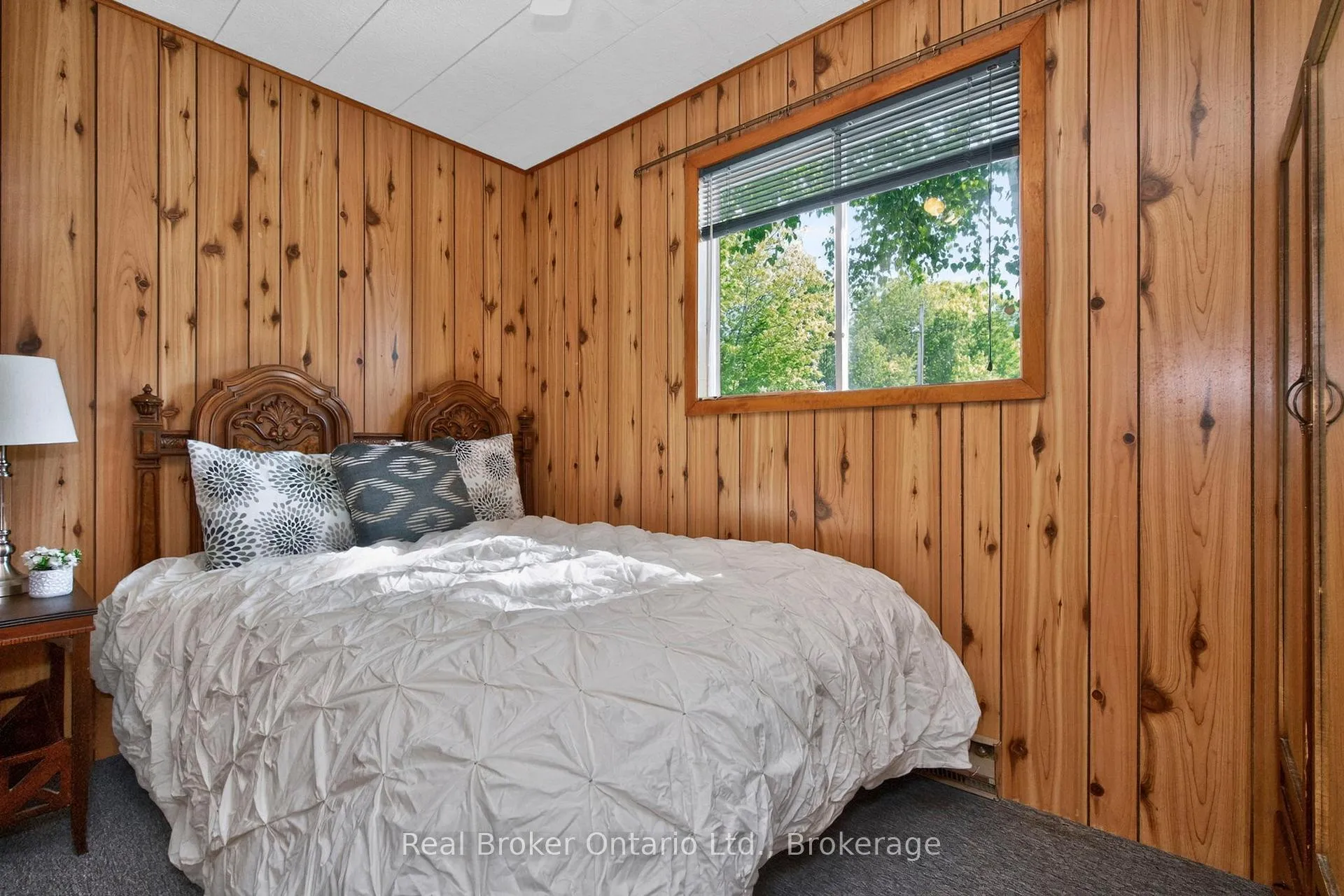 Photo 15 of 24 Poplar Drive, Tiny, Rural Tiny — HOMEH