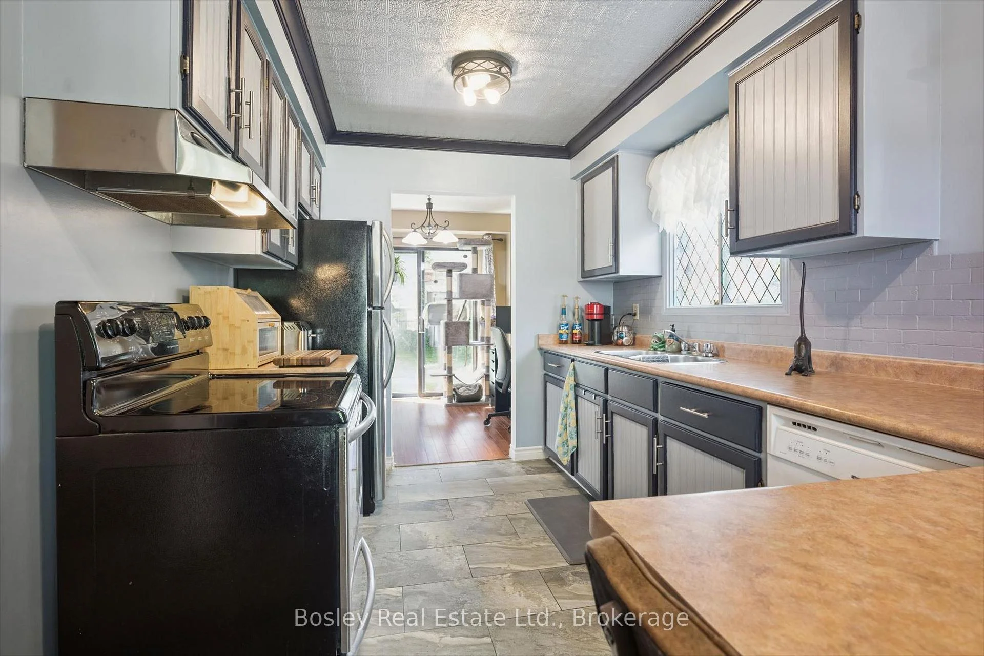 Photo 80 of 84 Cassander Crescent, Brampton, Heart Lake East — HOMEH