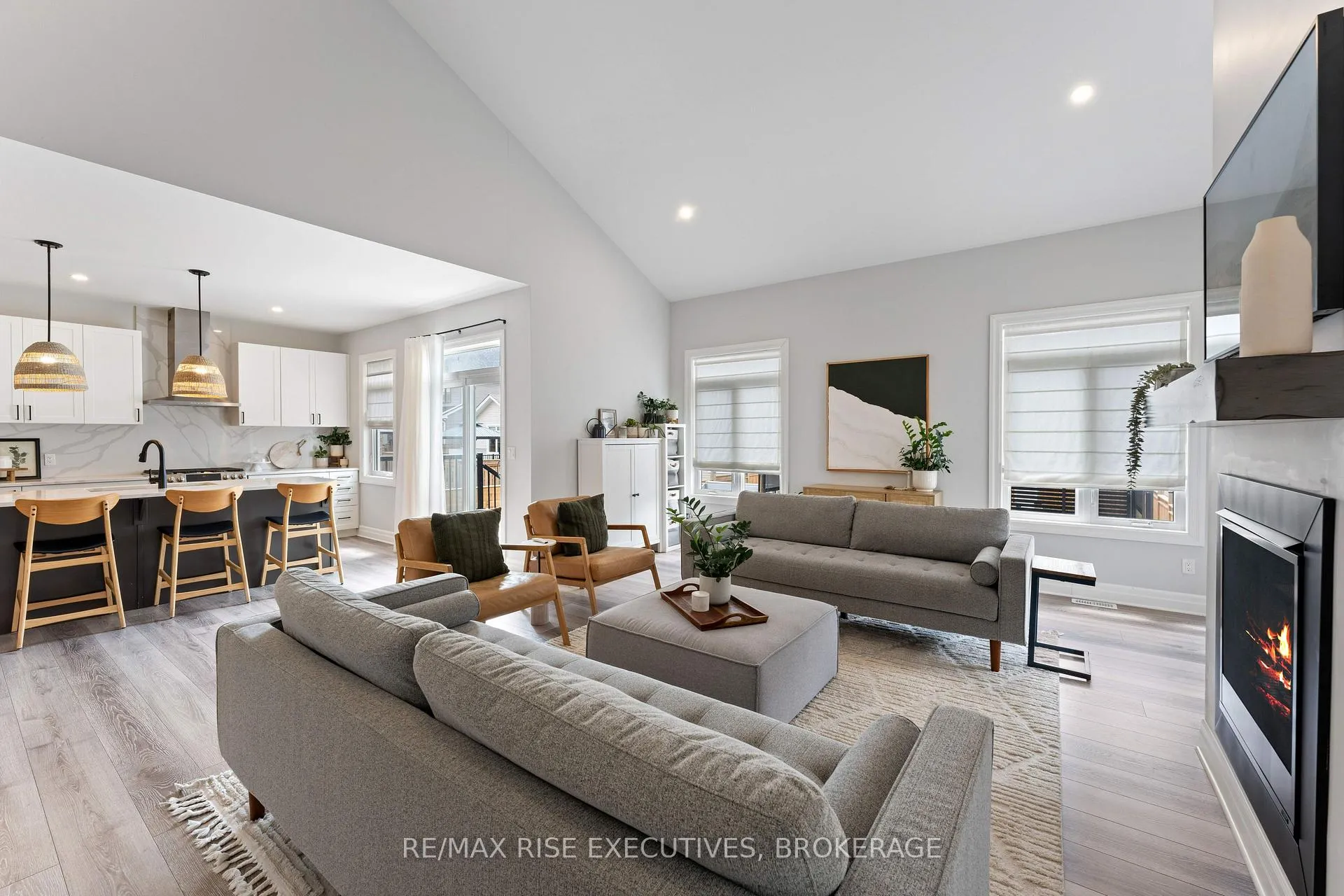 Photo 13 of 689 Halloway Drive, Kingston, Kingston East (Incl Barret Crt) — HOMEH