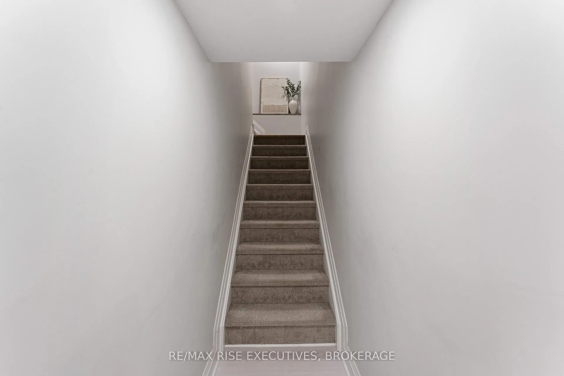 Photo 35 of 689 Halloway Drive, Kingston, Kingston East (Incl Barret Crt) — HOMEH