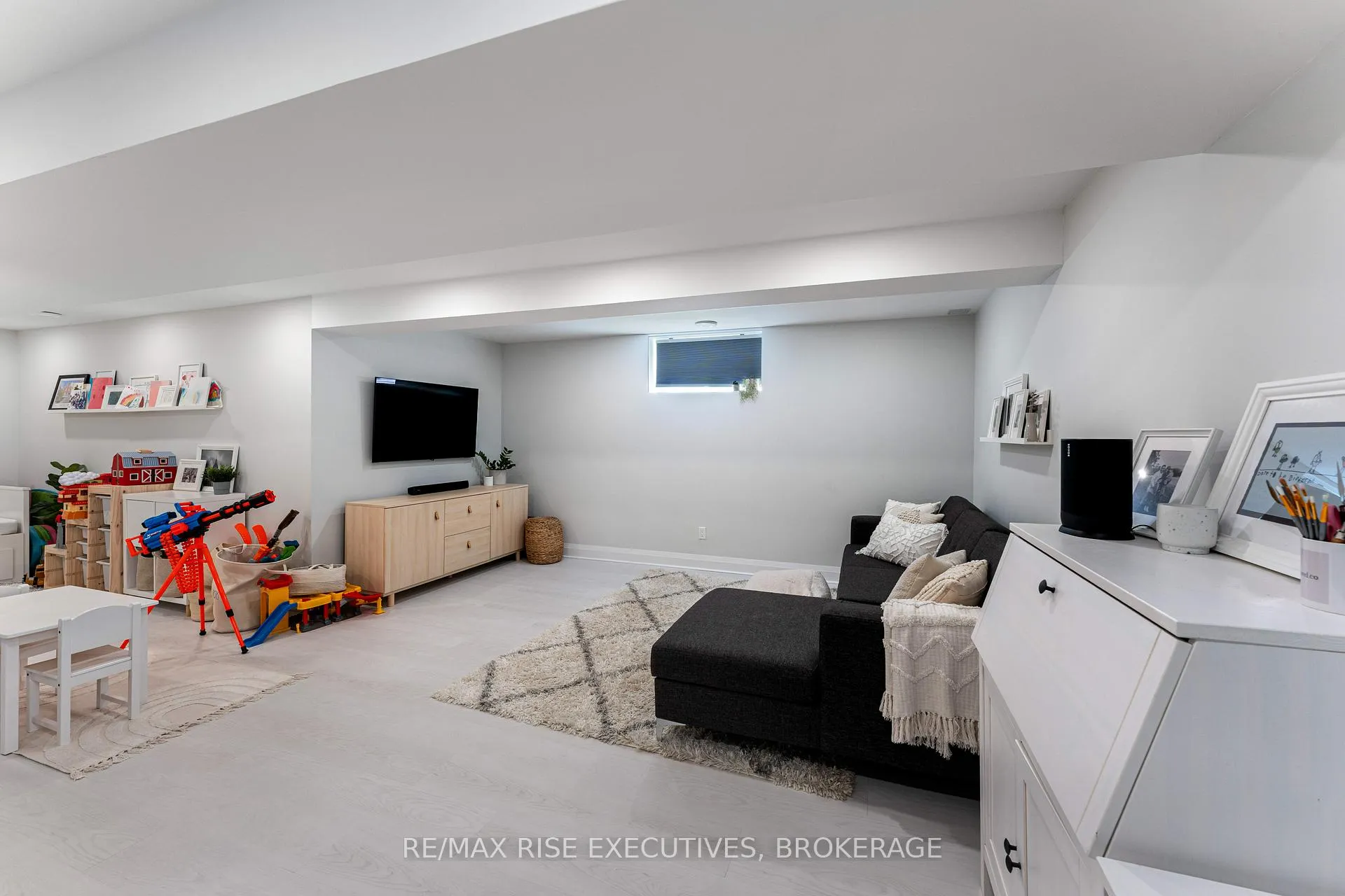 Photo 37 of 689 Halloway Drive, Kingston, Kingston East (Incl Barret Crt) — HOMEH