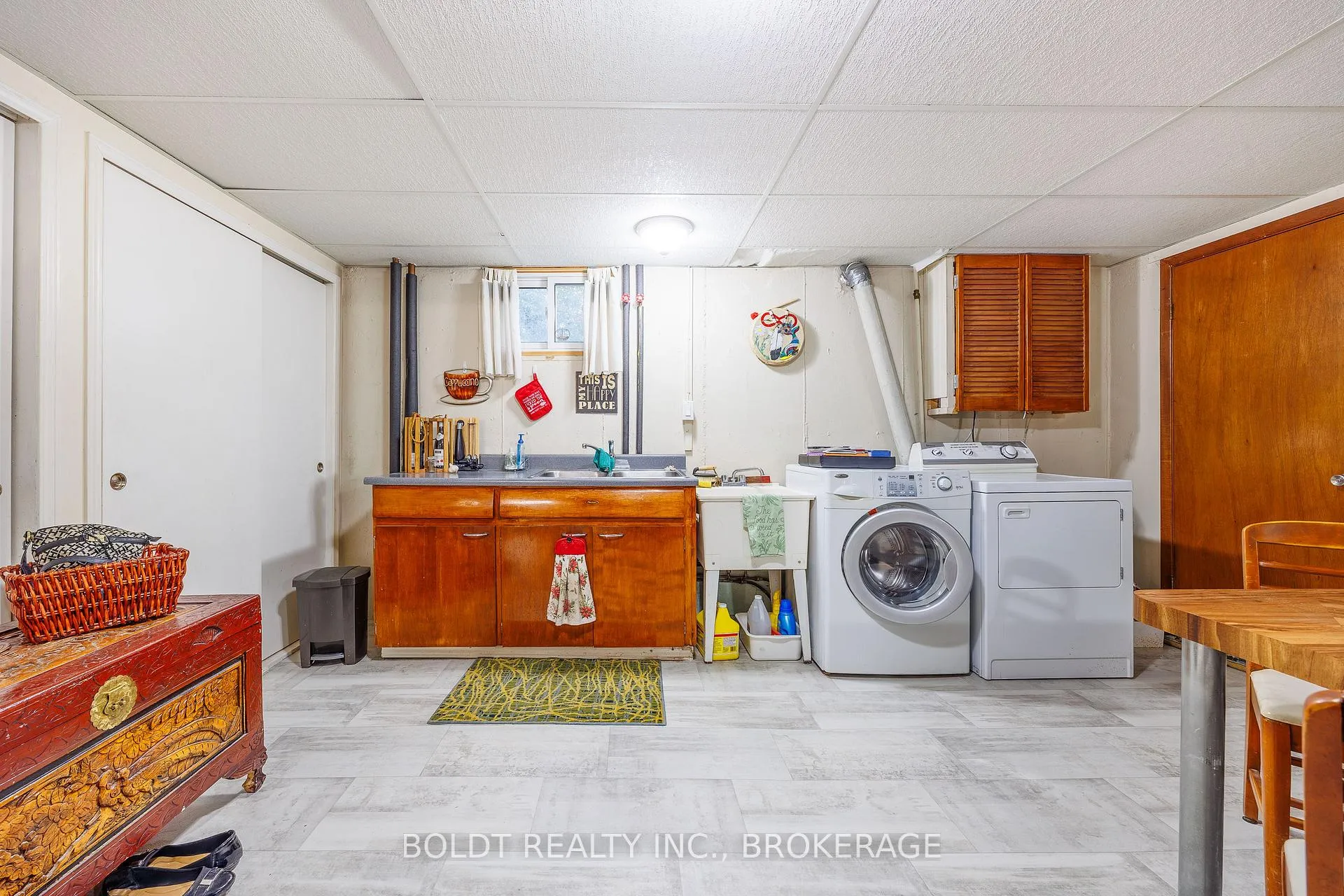 Photo 17 of 48 Nello Street, St. Catharines, Fairview — HOMEH