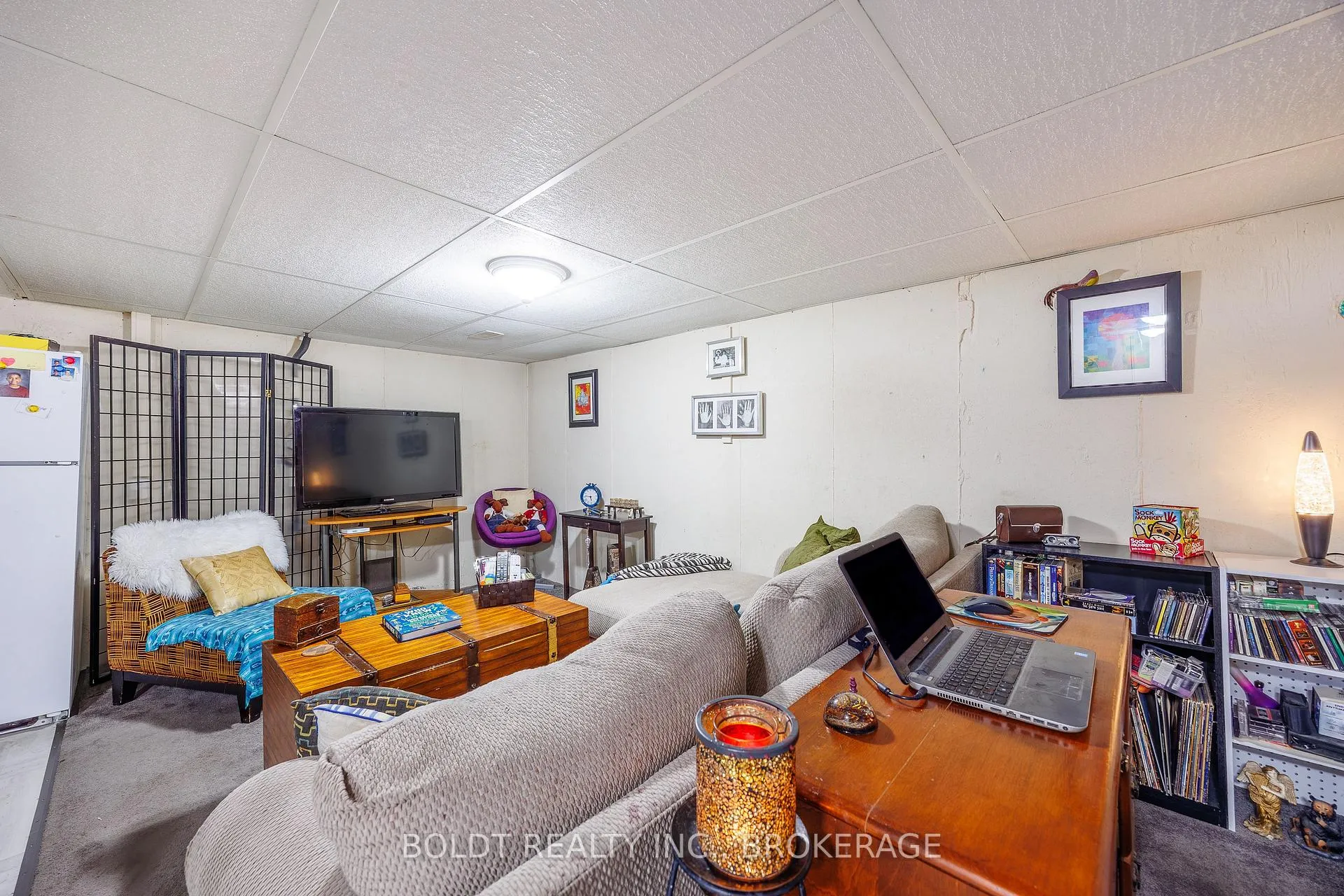 Photo 18 of 48 Nello Street, St. Catharines, Fairview — HOMEH