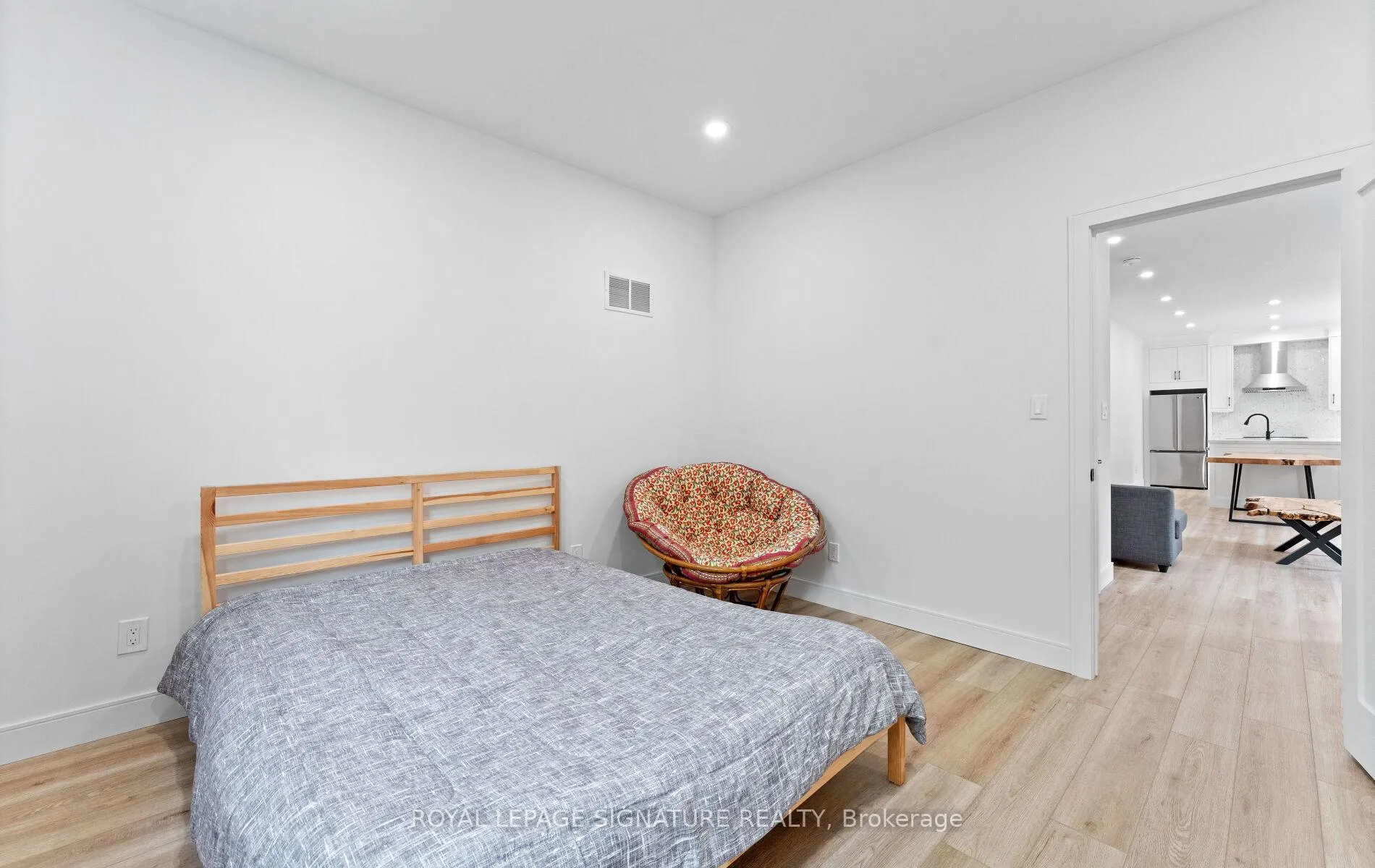 Photo 18 of 44 Sunnyshore Park Drive, McKellar — HOMEH