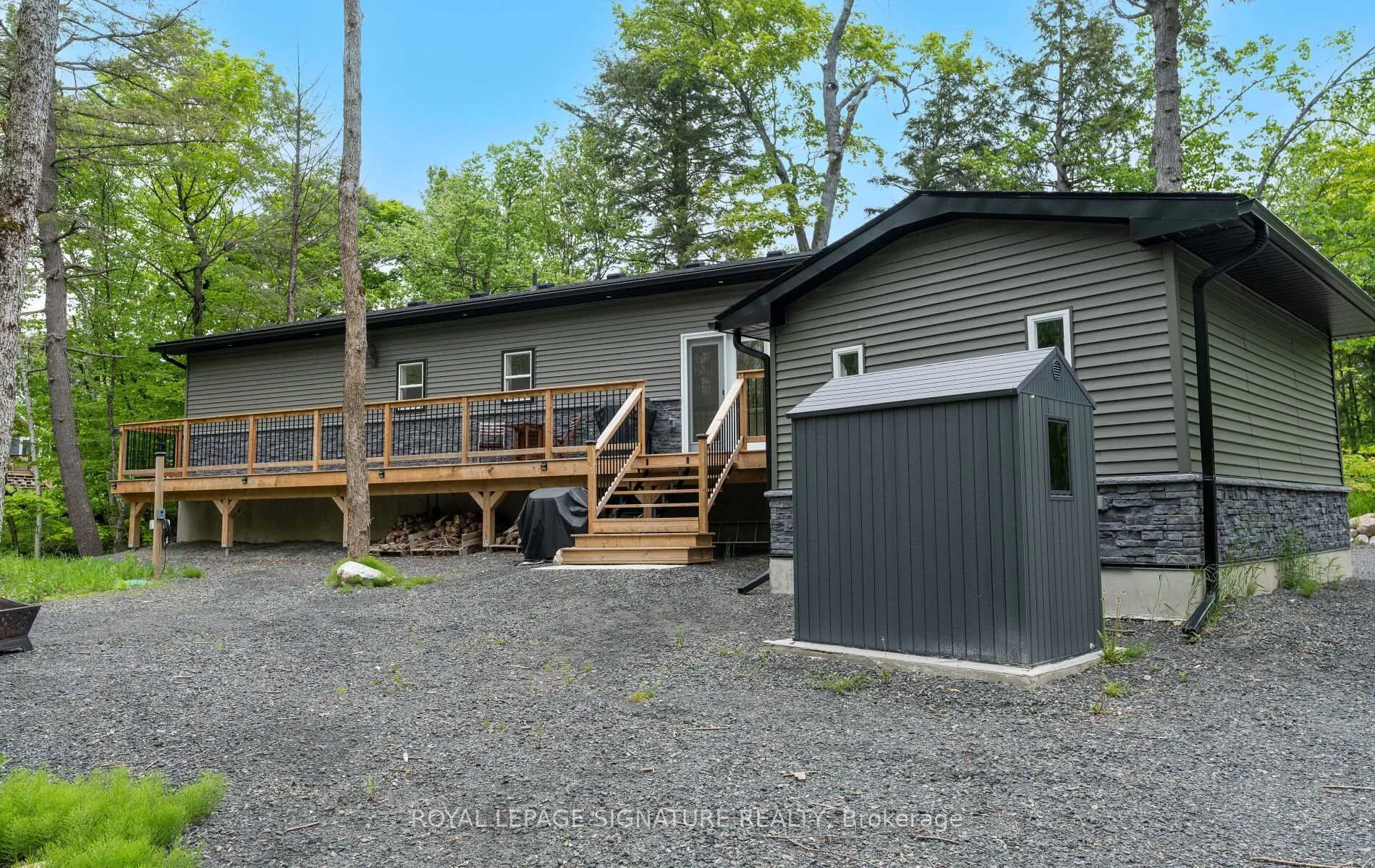 Photo 36 of 44 Sunnyshore Park Drive, McKellar — HOMEH