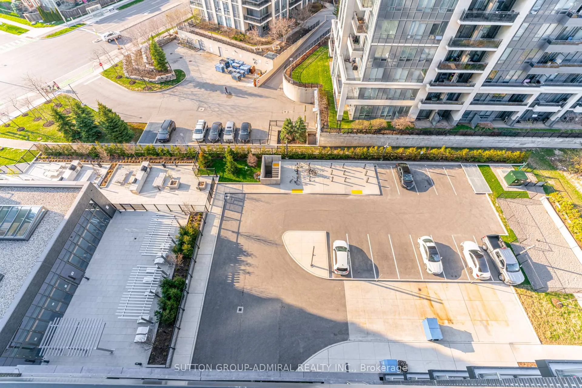 Photo 18 of Unit 1010, 20 Gatineau Drive, Vaughan, Beverley Glen — HOMEH