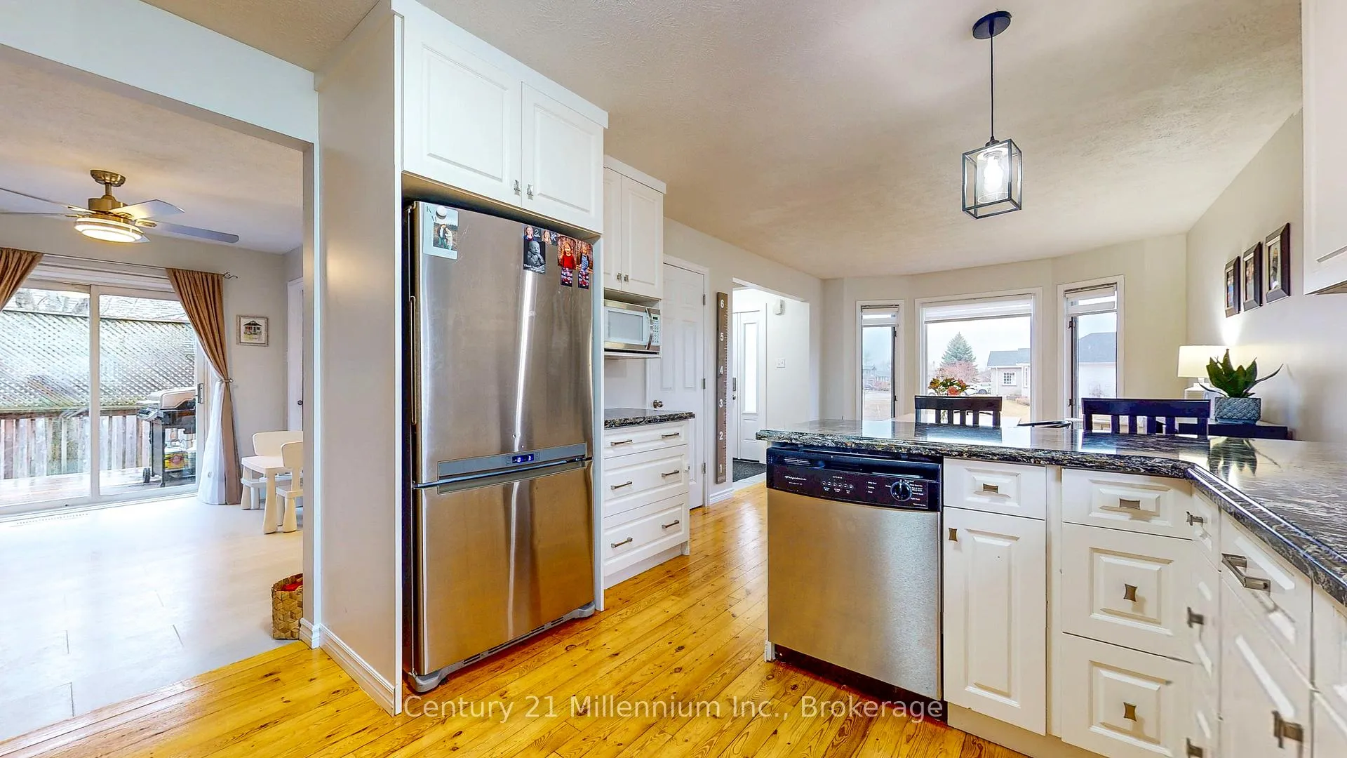 Photo 10 of 61 Albery Court, Meaford — HOMEH
