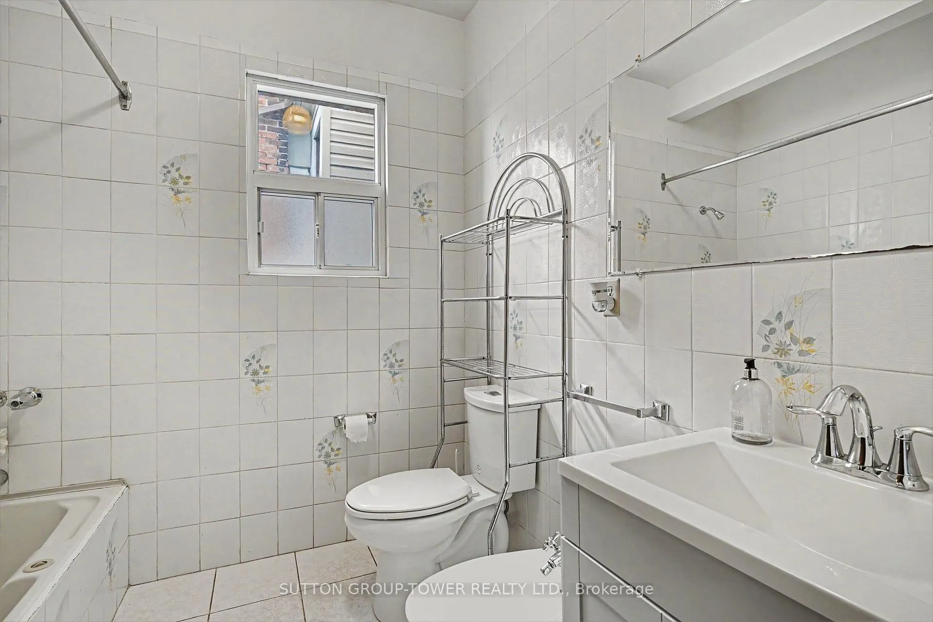 Photo 13 of 329 Euclid Avenue, Toronto, Trinity-Bellwoods — HOMEH