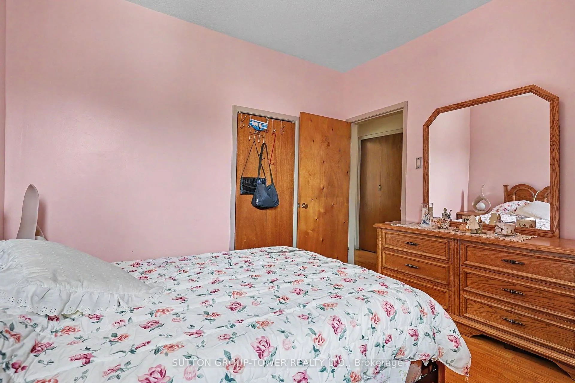 Photo 15 of 329 Euclid Avenue, Toronto, Trinity-Bellwoods — HOMEH