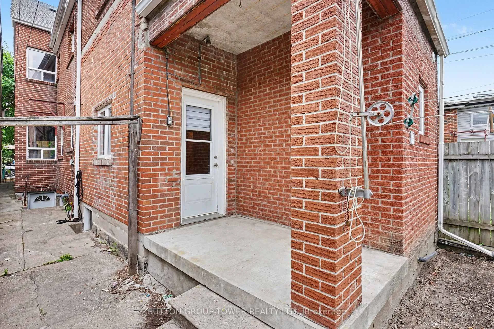 Photo 33 of 329 Euclid Avenue, Toronto, Trinity-Bellwoods — HOMEH