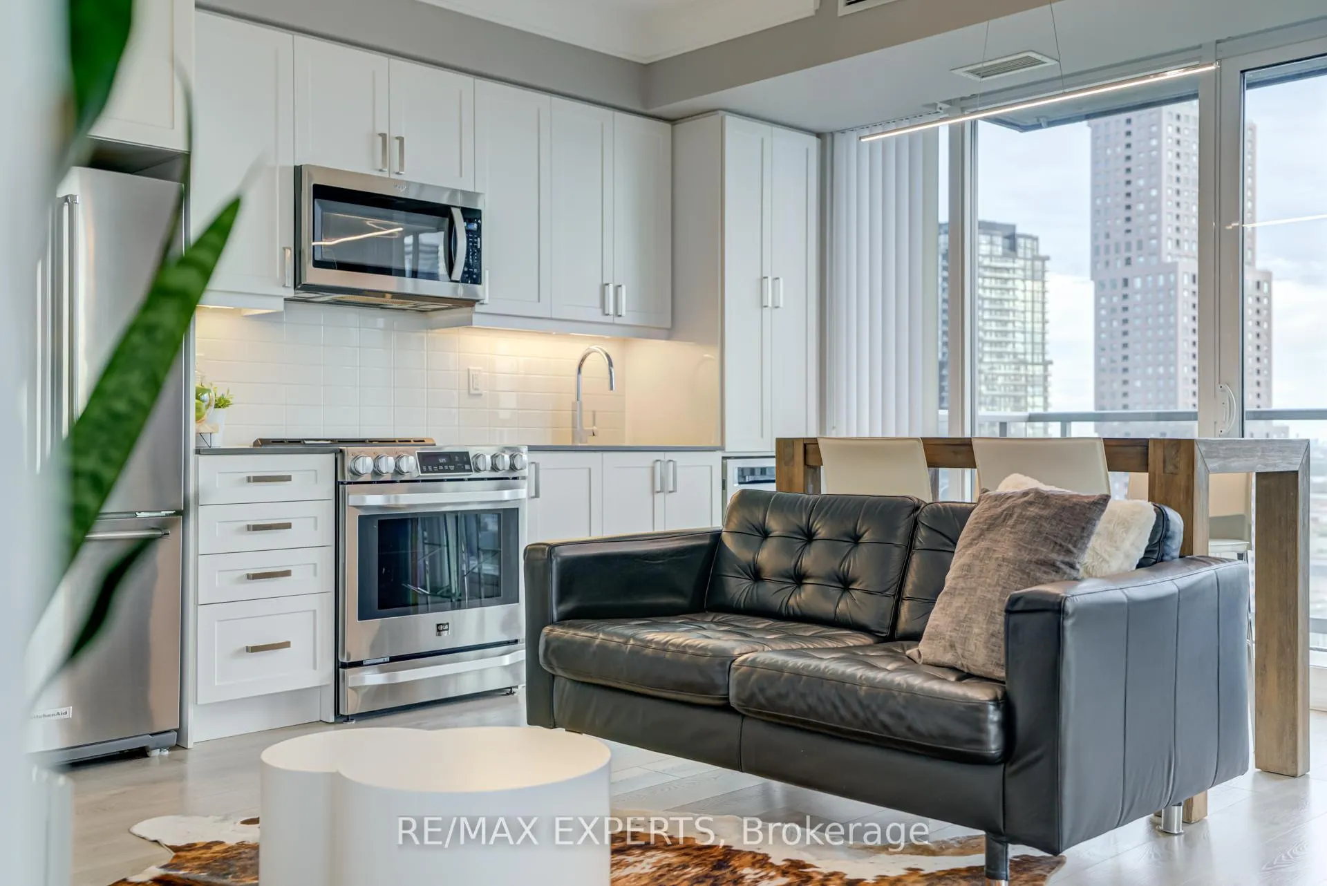 Photo 7 of Unit 2106, 7895 Jane Street, Vaughan, Concord — HOMEH
