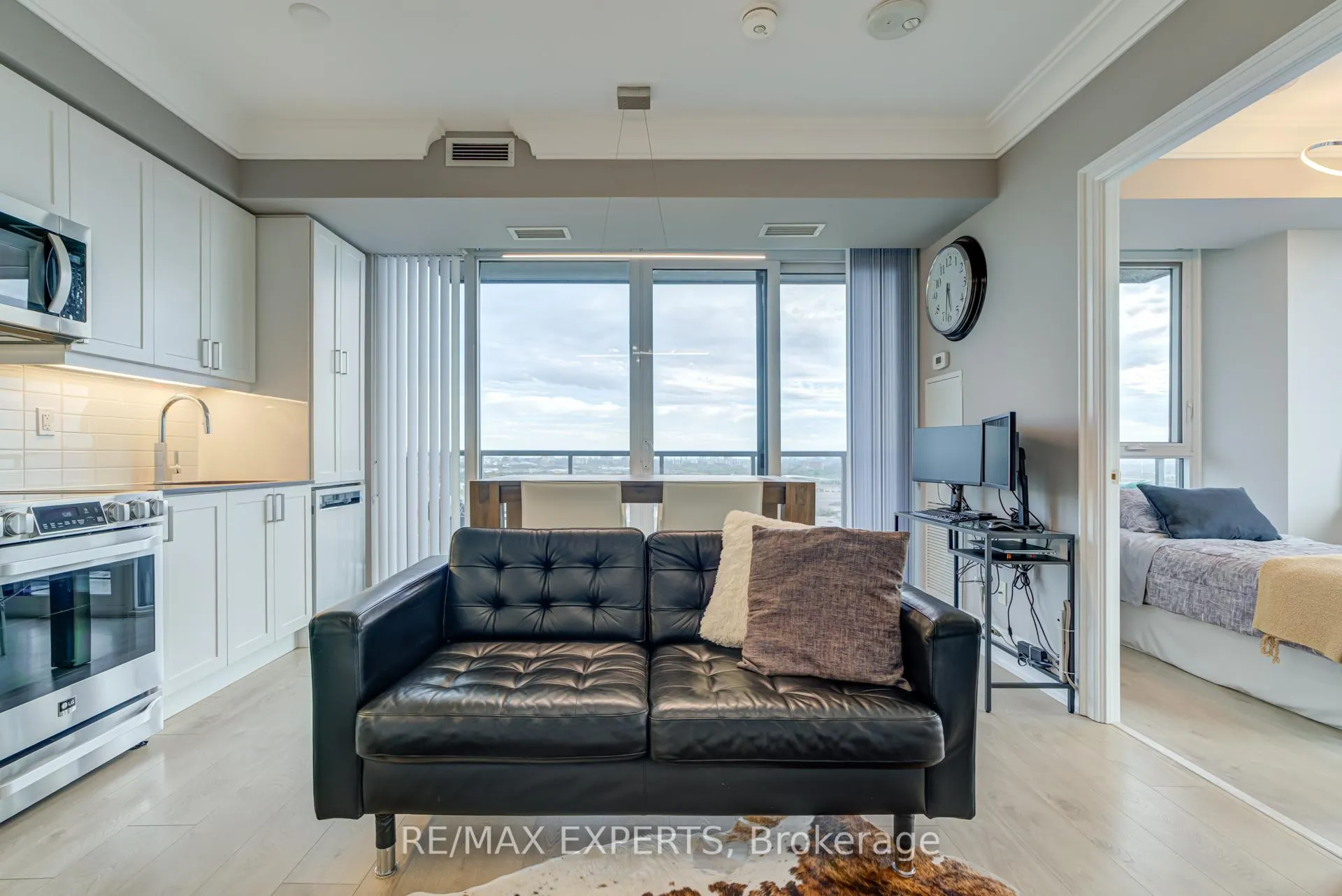 Photo 8 of Unit 2106, 7895 Jane Street, Vaughan, Concord — HOMEH