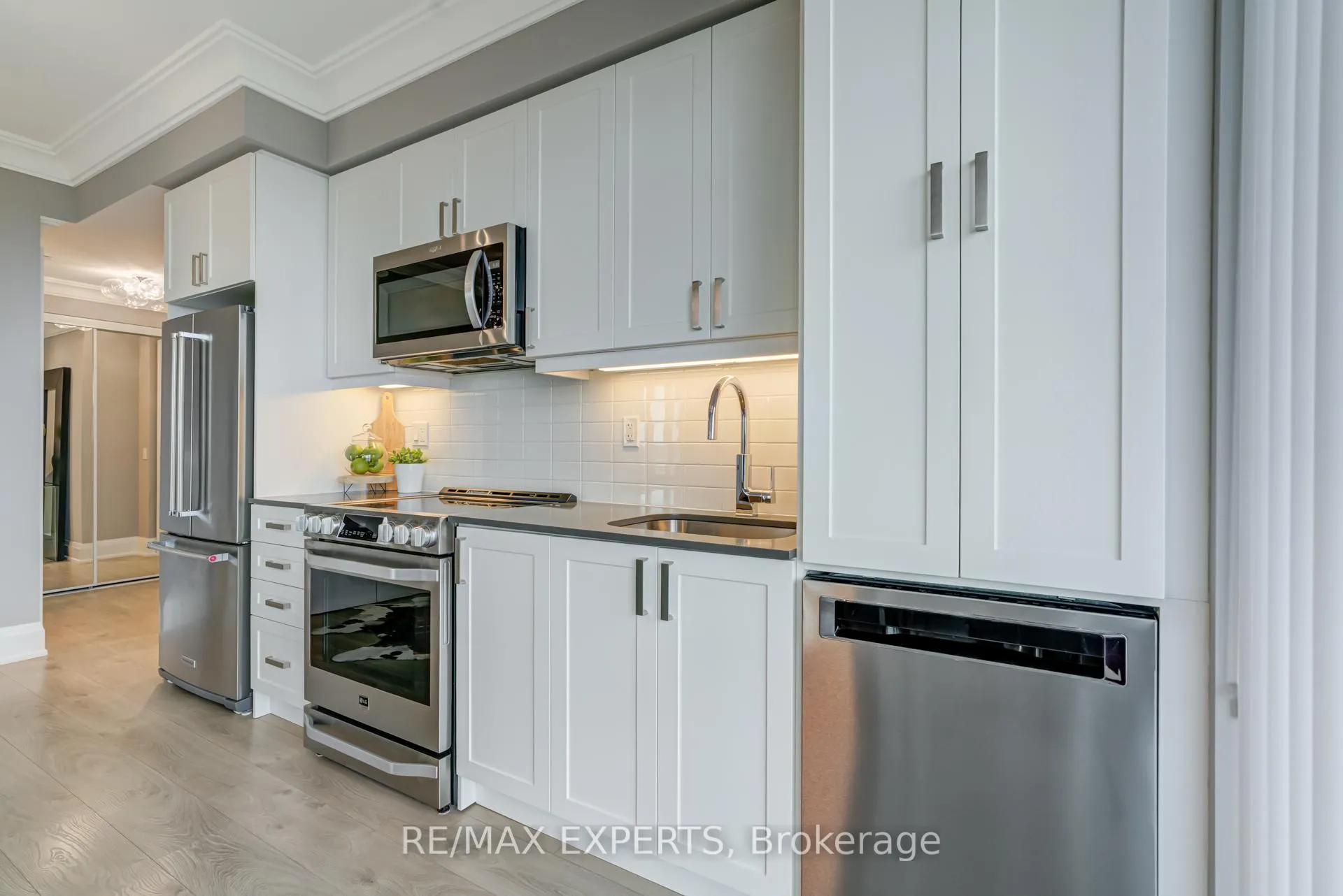 Photo 14 of Unit 2106, 7895 Jane Street, Vaughan, Concord — HOMEH