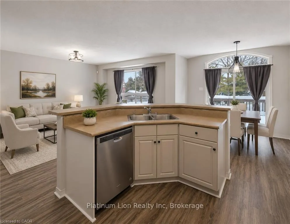 Photo 6 of 21 Axford Parkway, St. Thomas — HOMEH