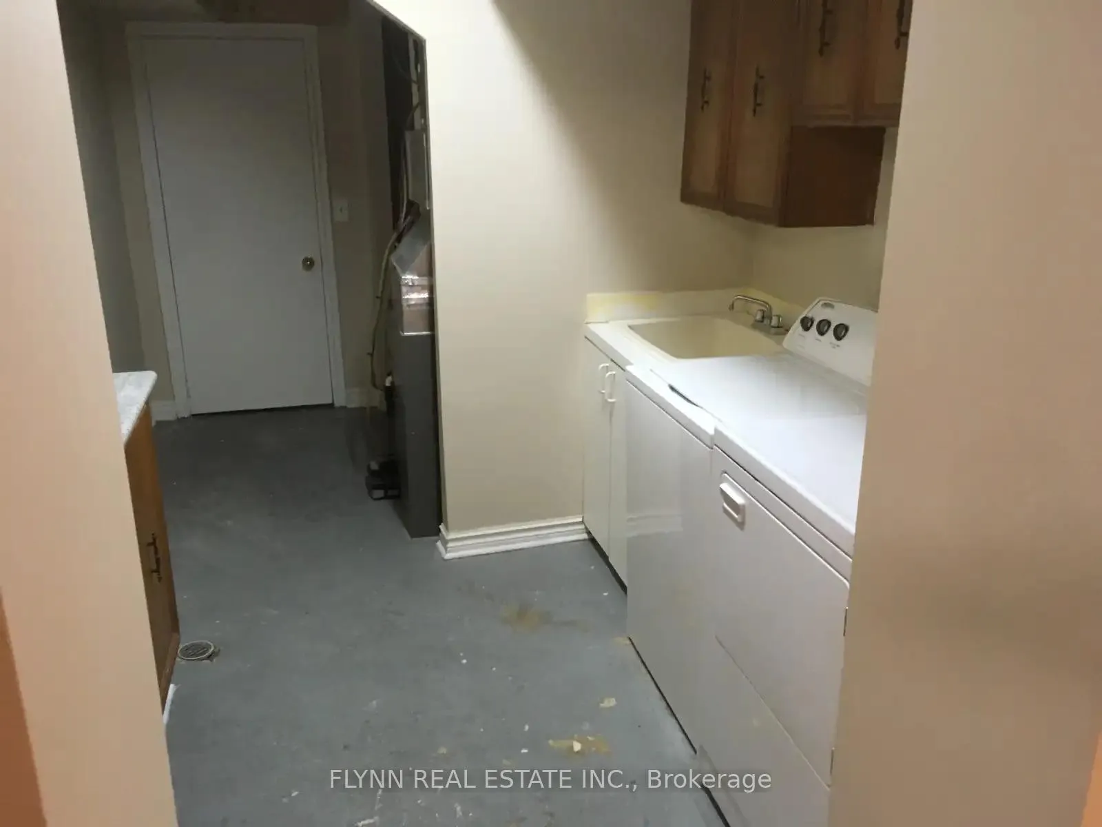 Photo 13 of Unit Basement, 9 Panda Lane, Brampton, Northgate — HOMEH