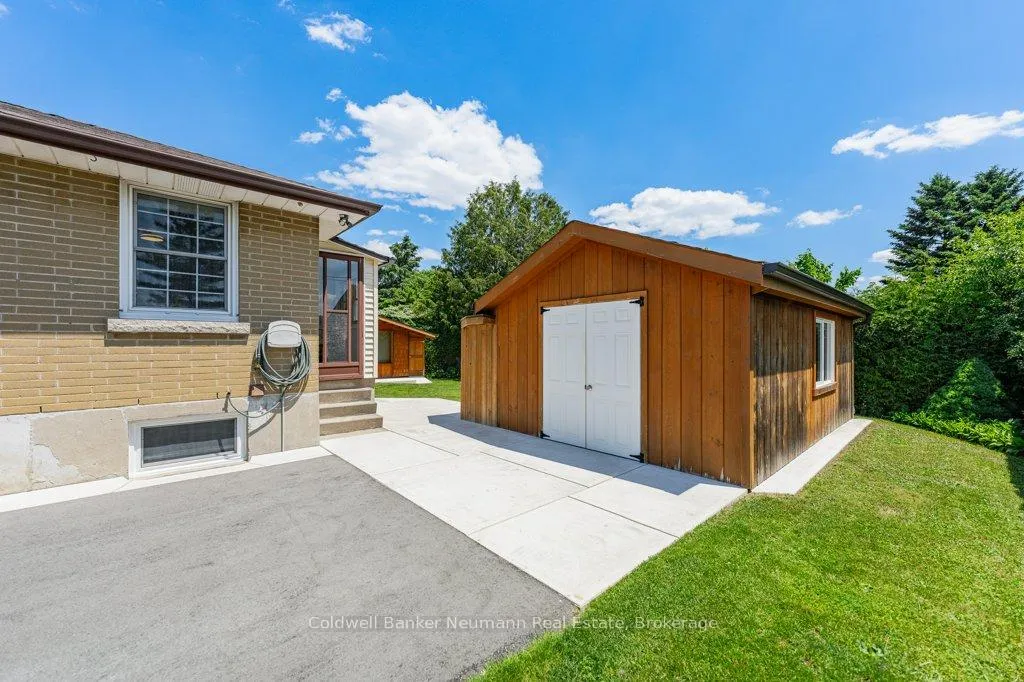 Photo 35 of 29 Delmar Boulevard, Guelph, St. George's — HOMEH