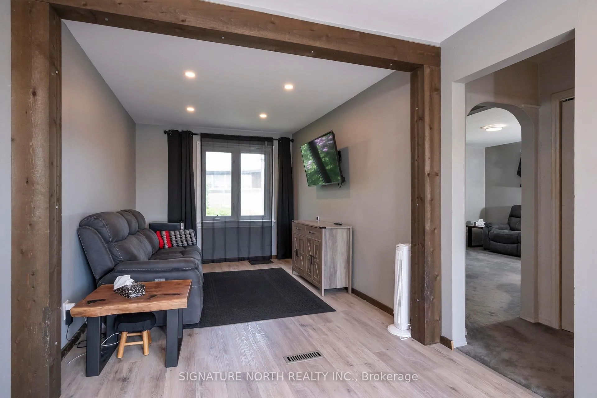 Photo 11 of 505 Oliver Road, Thunder Bay, Academy Heights — HOMEH