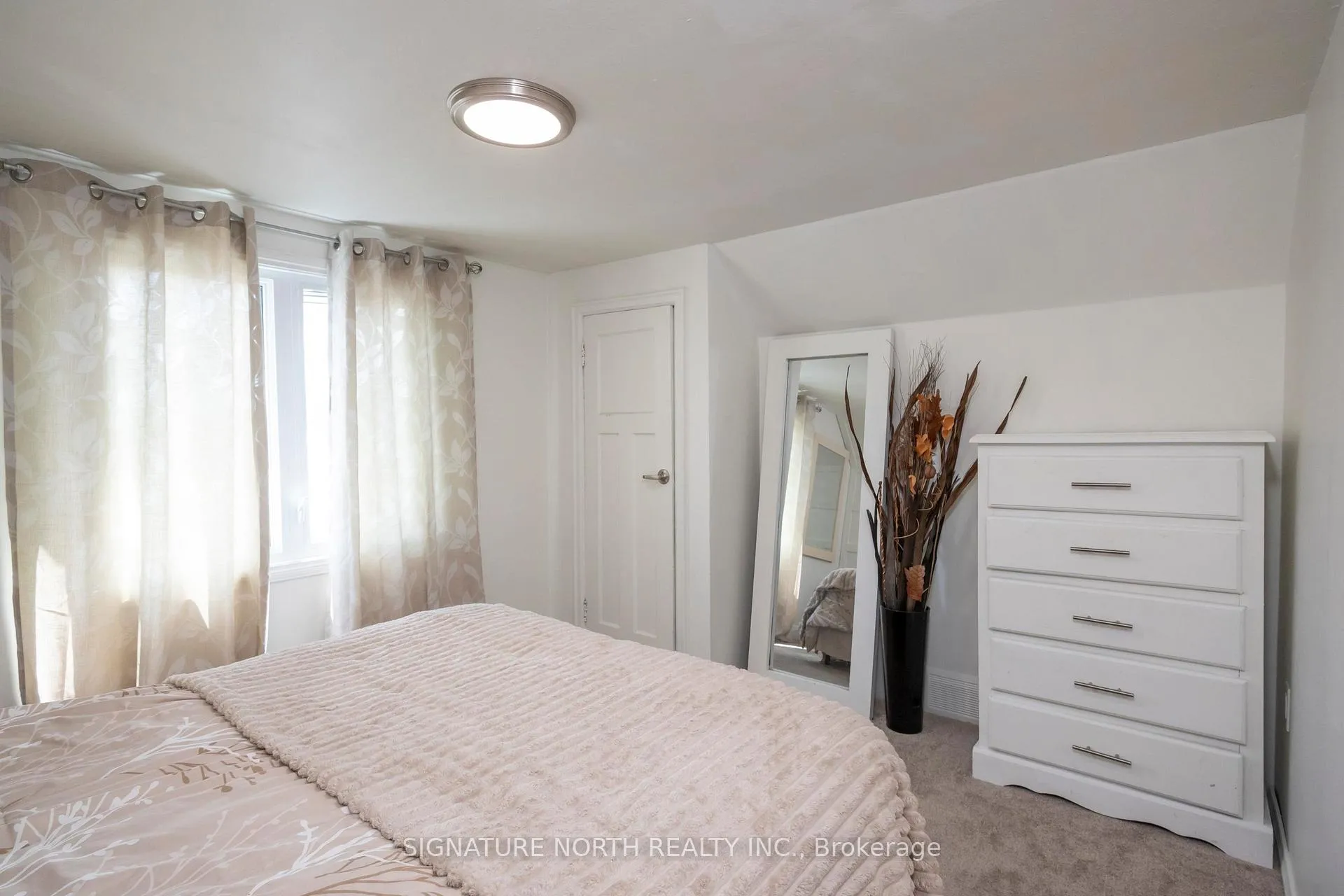 Photo 18 of 505 Oliver Road, Thunder Bay, Academy Heights — HOMEH
