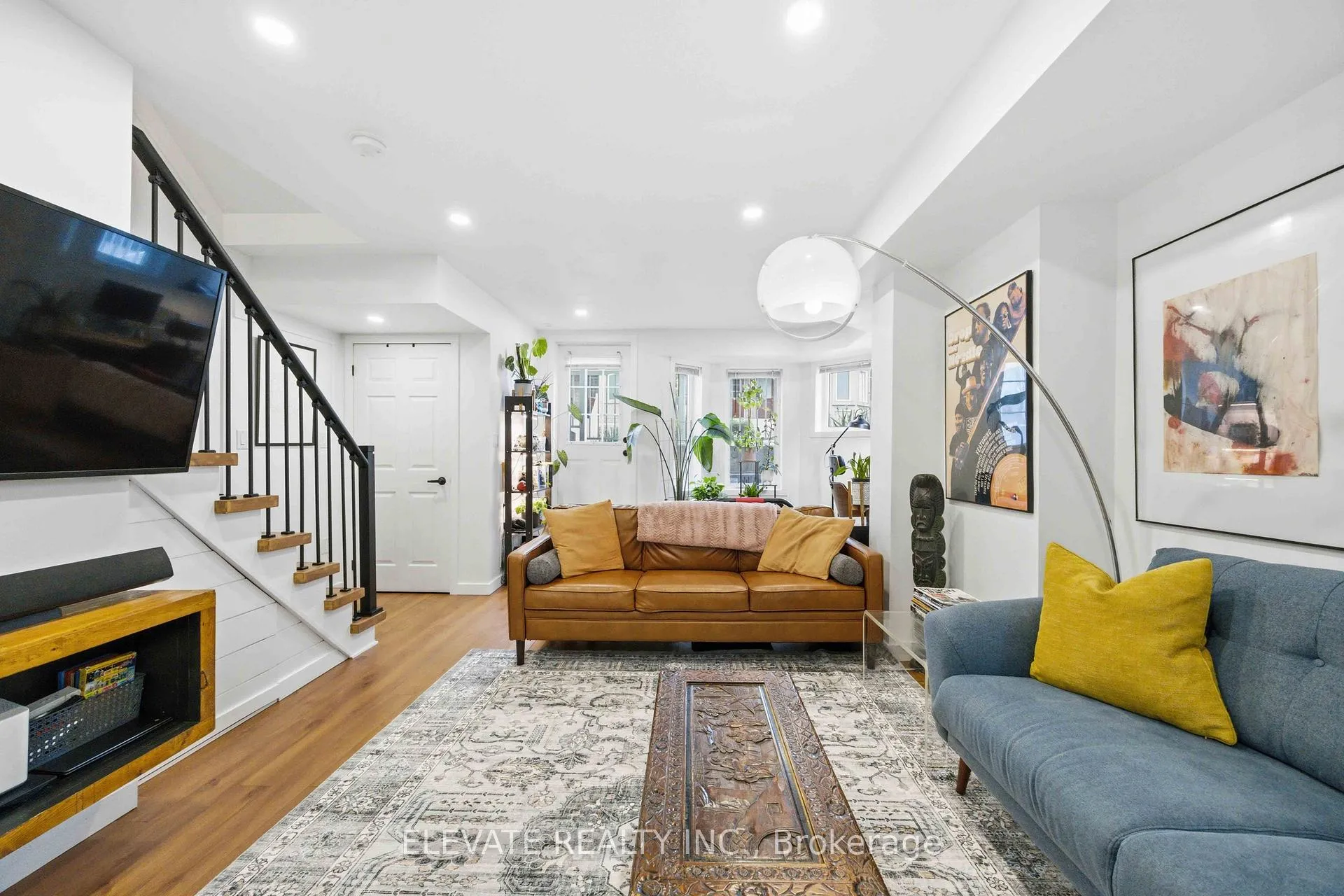 Photo 2 of Unit 110, 70 Turntable Crescent, Toronto, Dovercourt-Wallace Emerson-Junction — HOMEH