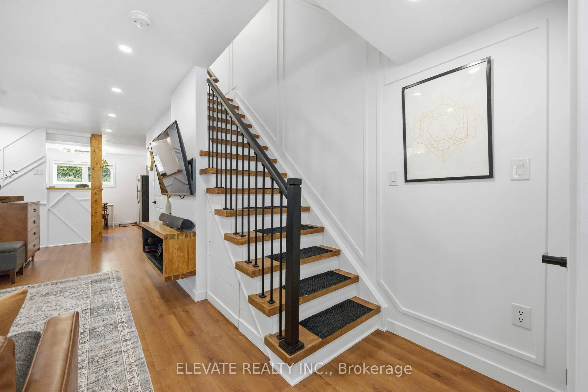 Photo 10 of Unit 110, 70 Turntable Crescent, Toronto, Dovercourt-Wallace Emerson-Junction — HOMEH
