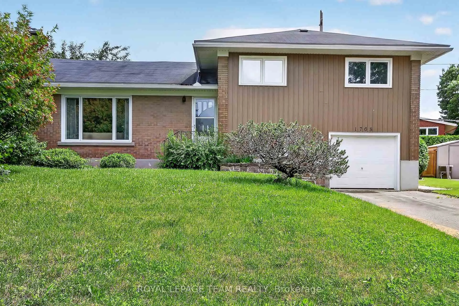 Photo 1 of 1768 Laxton Crescent, Ottawa, Bel Air Heights — HOMEH