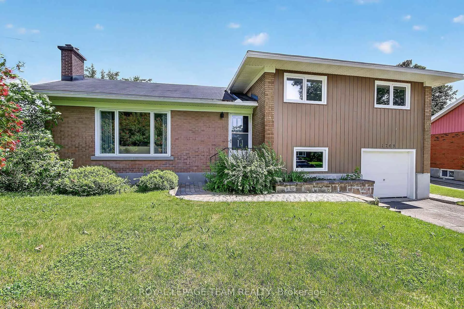 Photo 2 of 1768 Laxton Crescent, Ottawa, Bel Air Heights — HOMEH