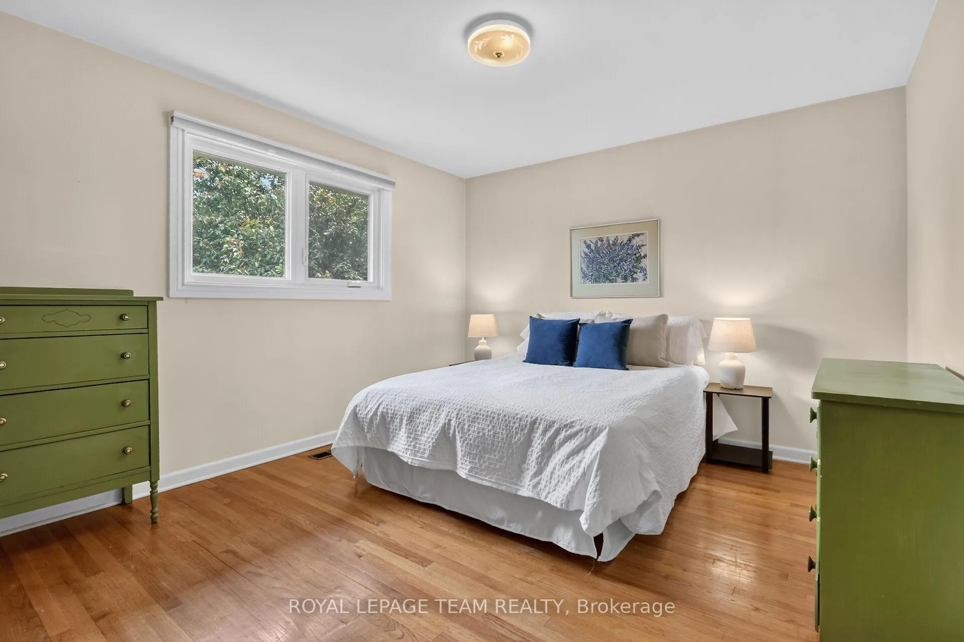 Photo 13 of 1768 Laxton Crescent, Ottawa, Bel Air Heights — HOMEH