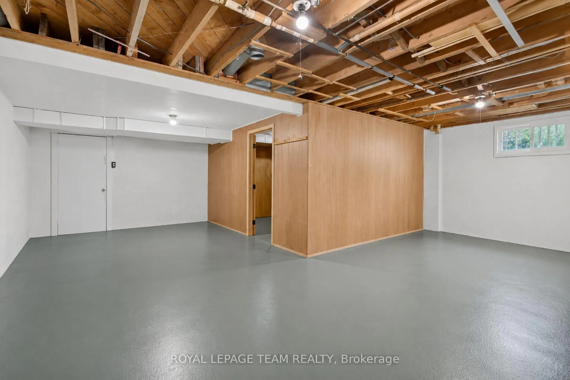 Photo 24 of 1768 Laxton Crescent, Ottawa, Bel Air Heights — HOMEH