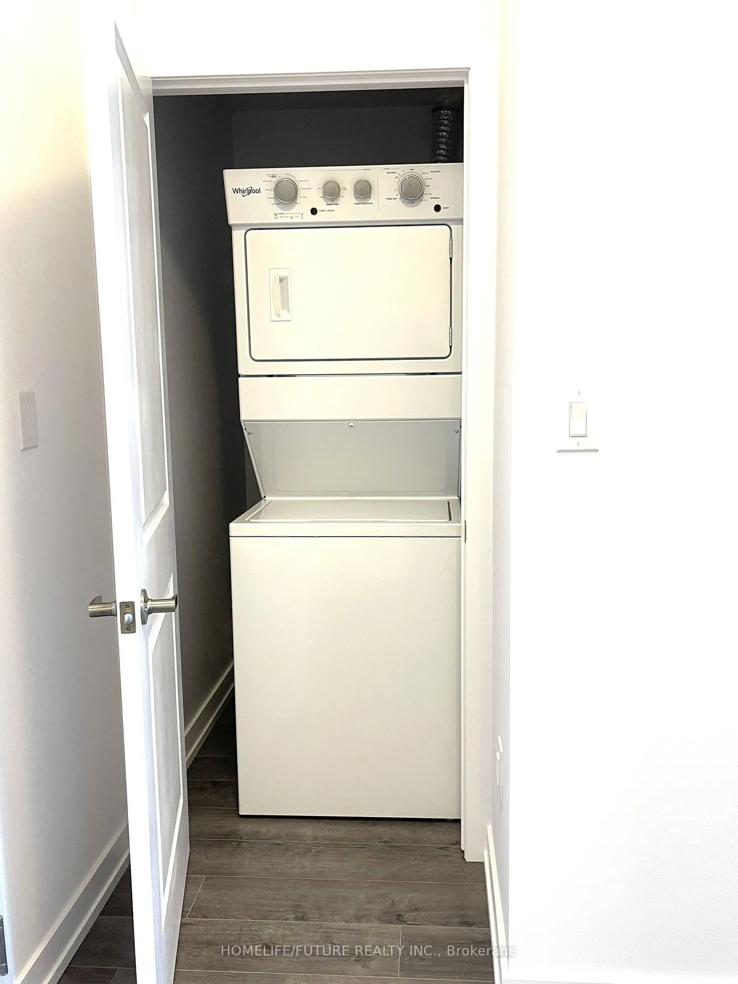Photo 18 of Unit 520, 470 Dundas Street E, Hamilton, Waterdown — HOMEH