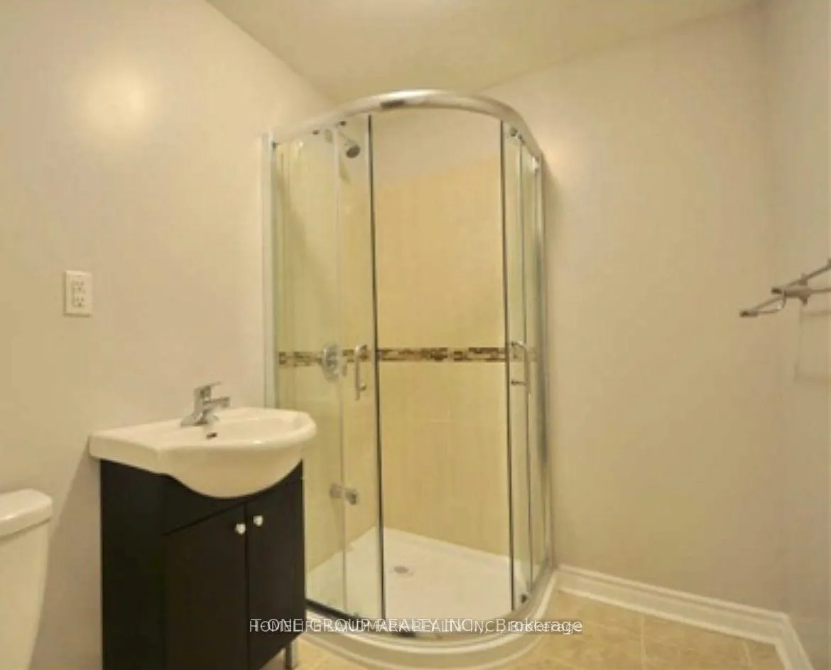 Photo 13 of 95 Dunbar Crescent, Markham, Milliken Mills East — HOMEH