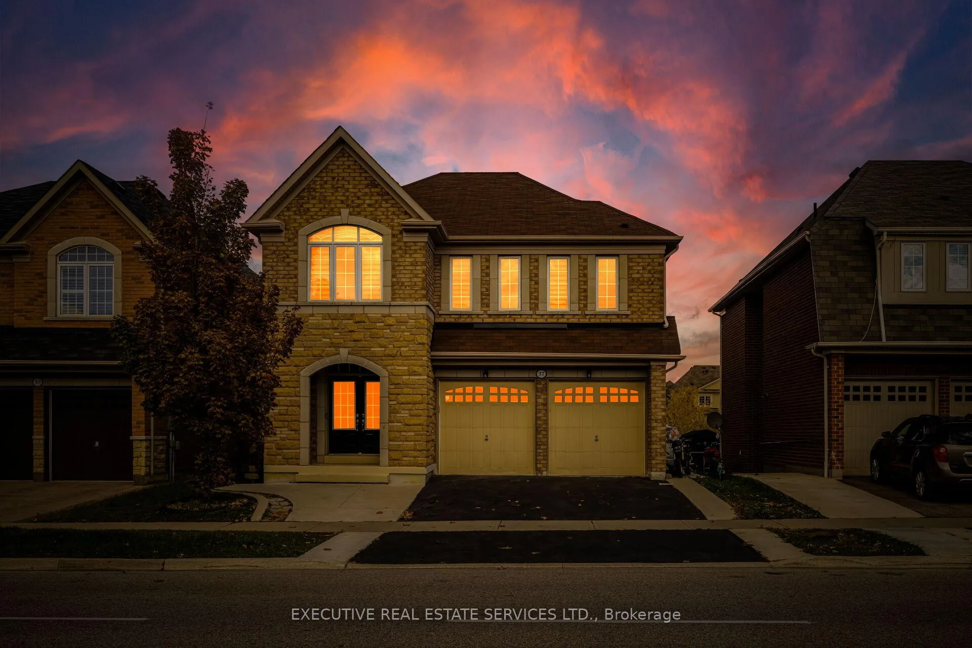 Photo 1 of 37 Ross Drive, Brampton, Sandringham-Wellington — HOMEH