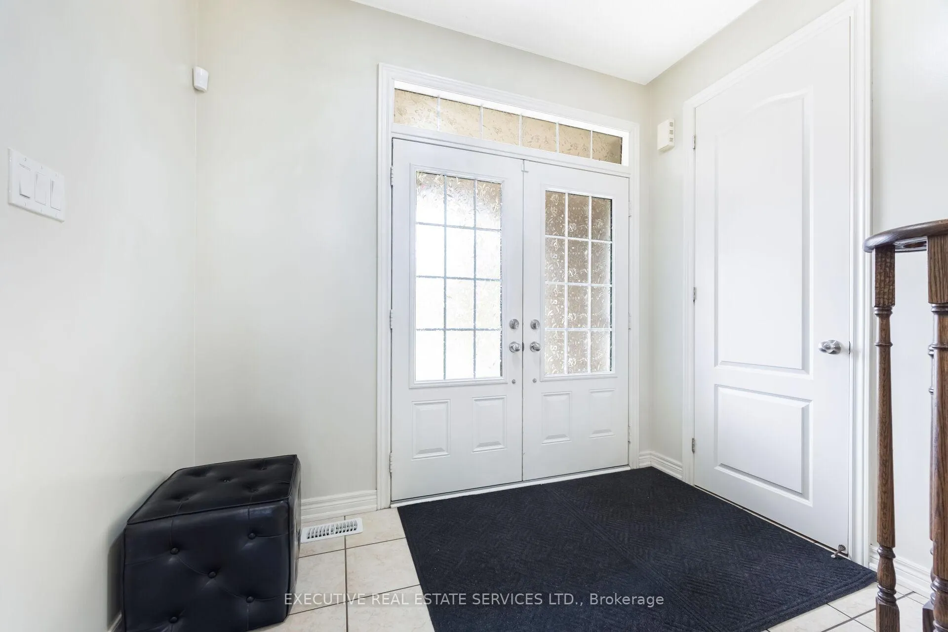 Photo 5 of 37 Ross Drive, Brampton, Sandringham-Wellington — HOMEH