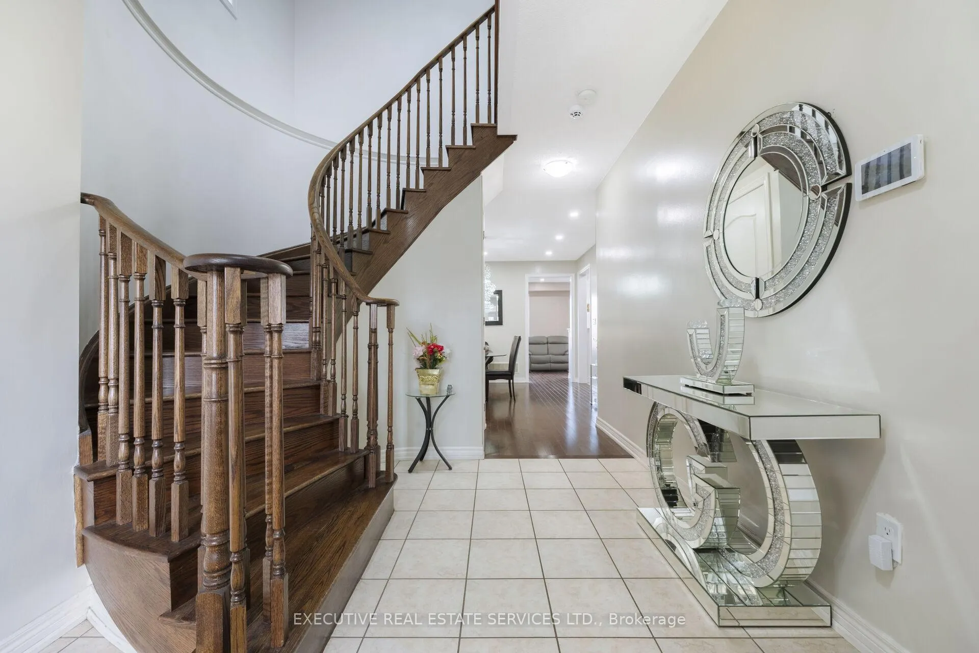 Photo 7 of 37 Ross Drive, Brampton, Sandringham-Wellington — HOMEH