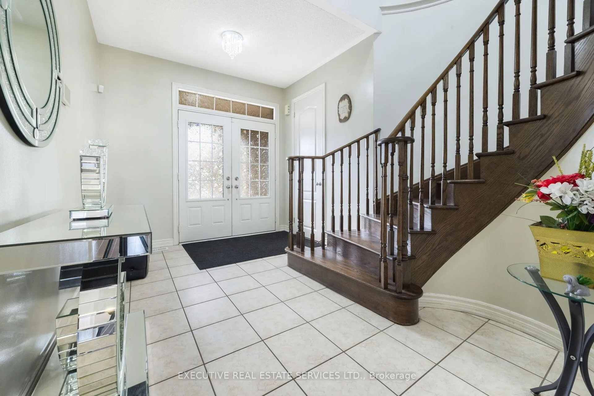 Photo 21 of 37 Ross Drive, Brampton, Sandringham-Wellington — HOMEH