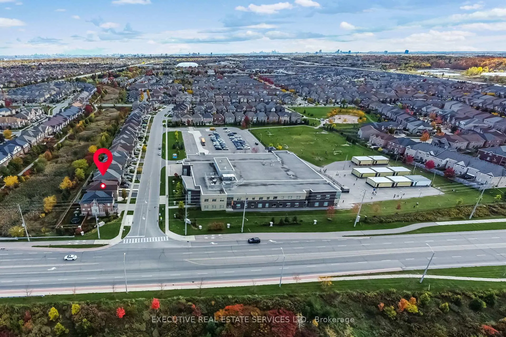 Photo 46 of 37 Ross Drive, Brampton, Sandringham-Wellington — HOMEH