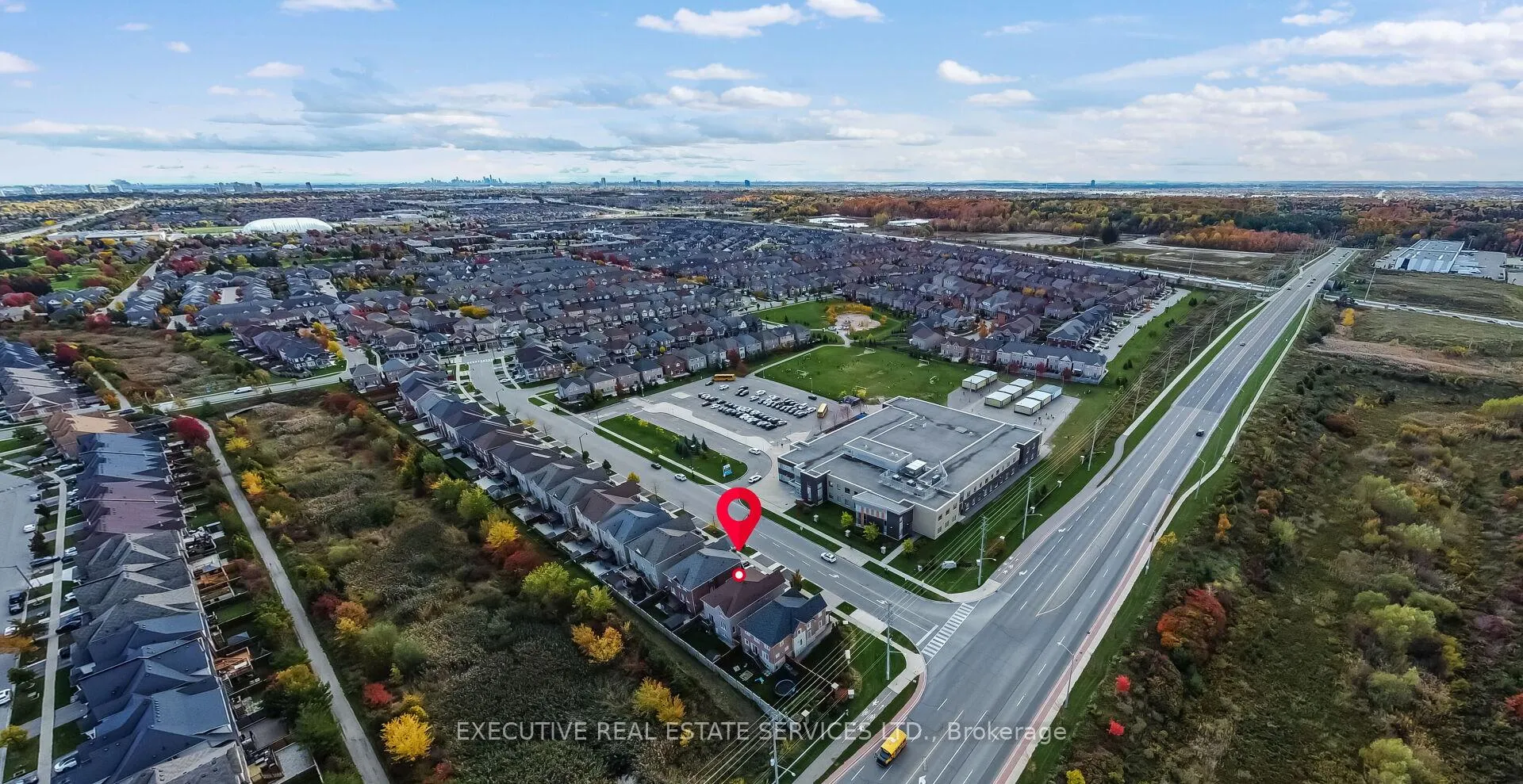 Photo 47 of 37 Ross Drive, Brampton, Sandringham-Wellington — HOMEH