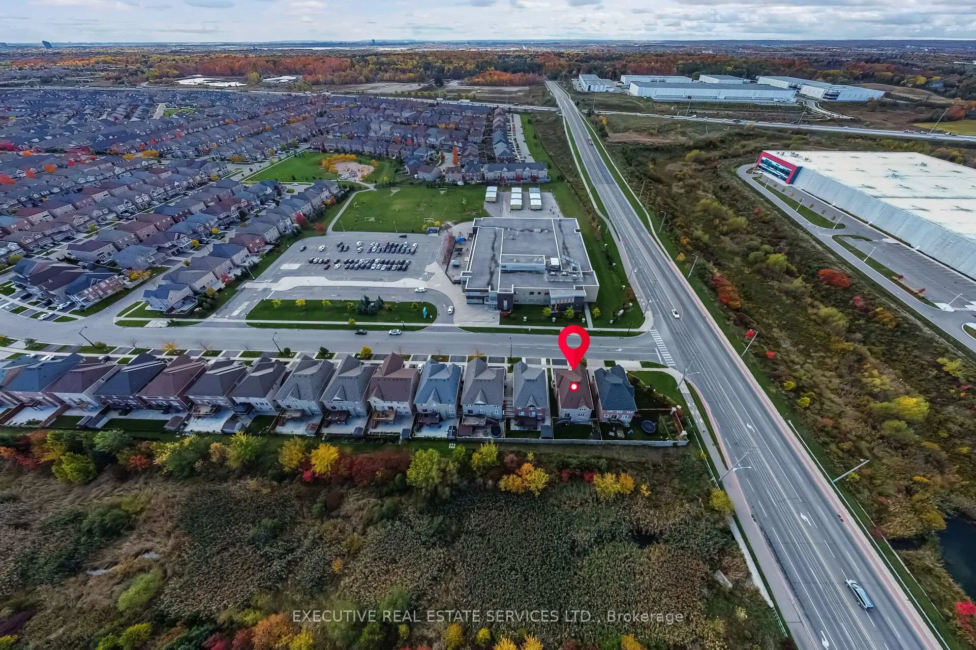 Photo 48 of 37 Ross Drive, Brampton, Sandringham-Wellington — HOMEH