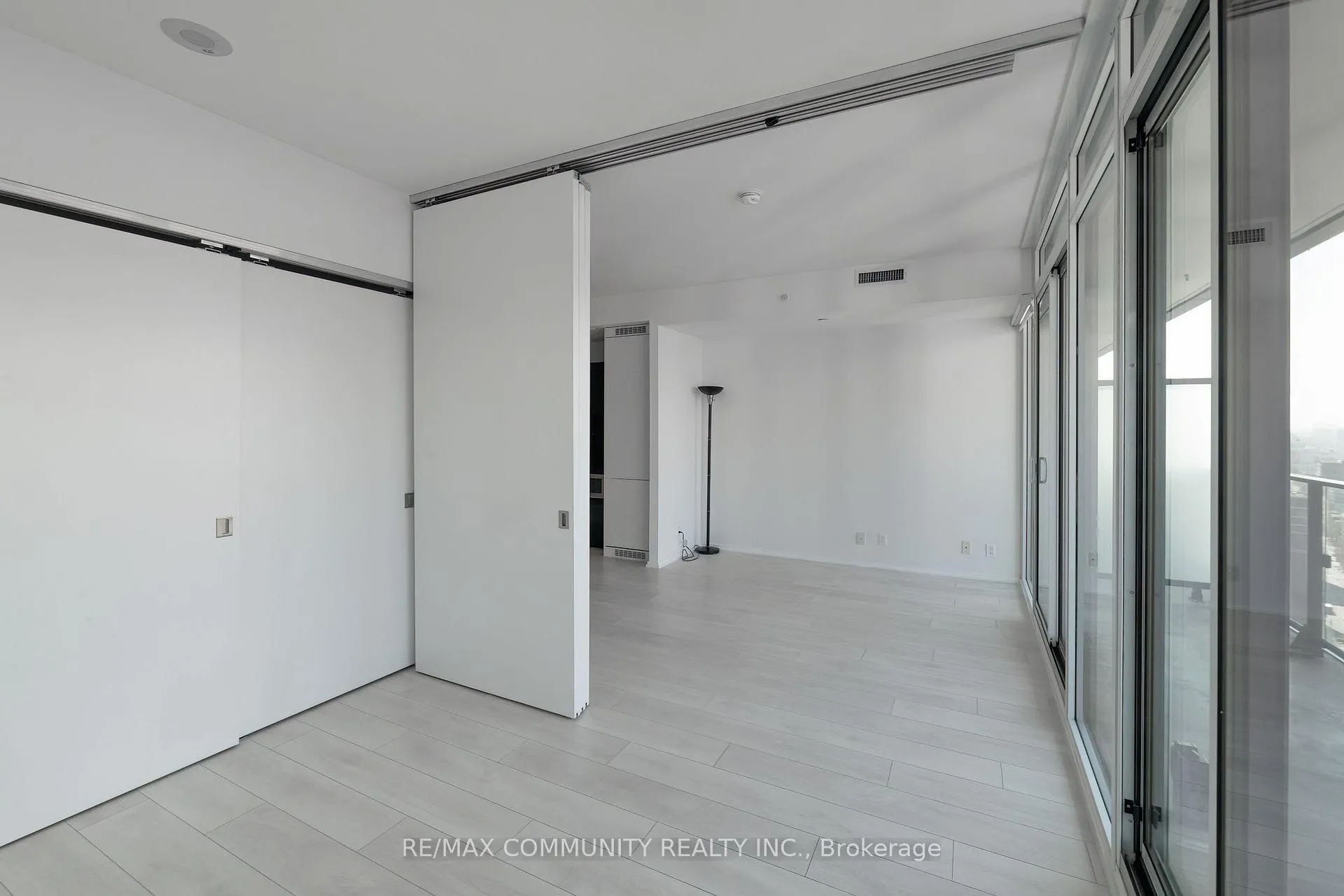 Photo 8 of Unit 2603, 125 Peter Street, Toronto, Waterfront Communities — HOMEH