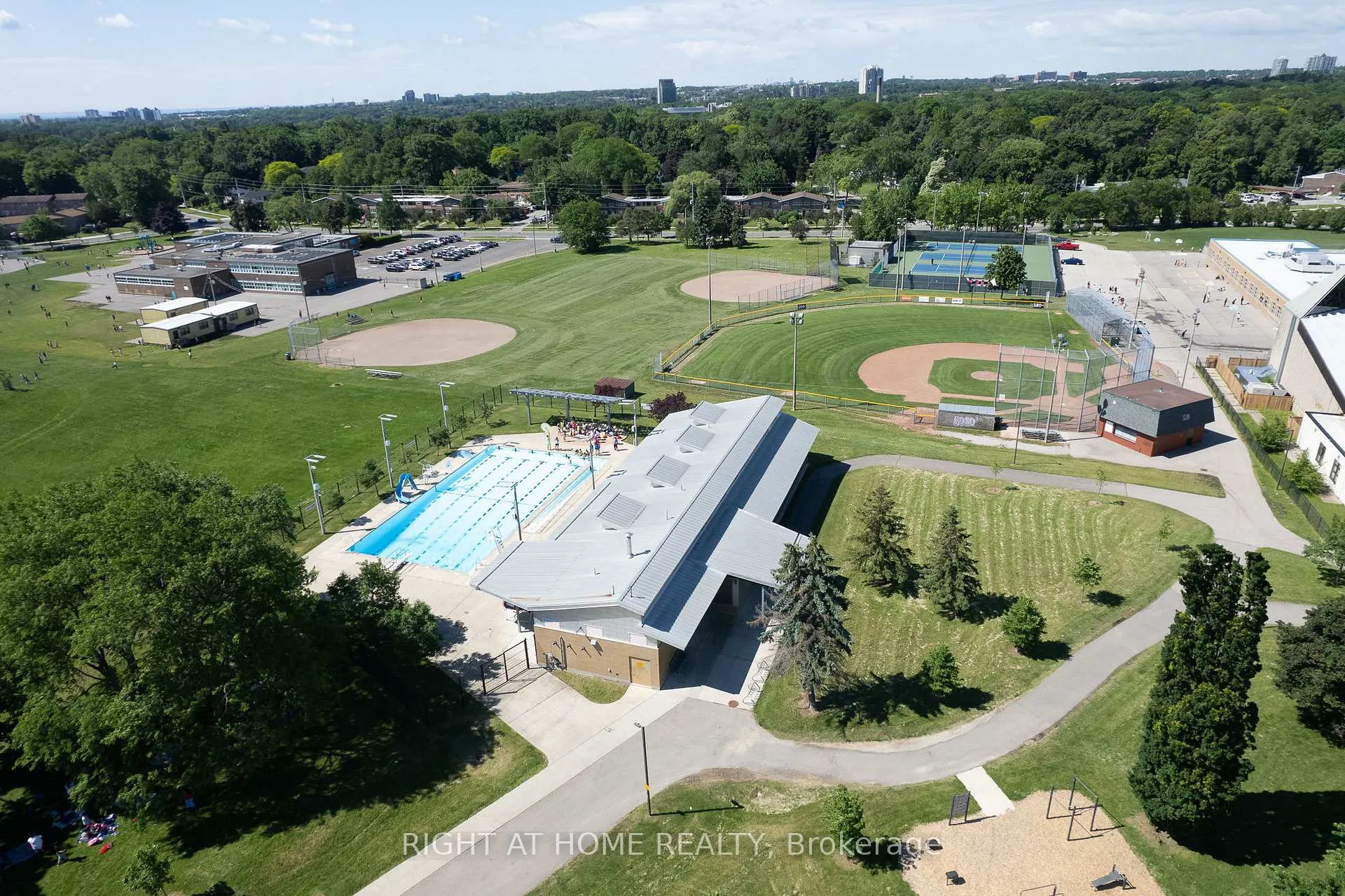Photo 26 of 1197 Shamir Crescent, Mississauga, Erindale — HOMEH
