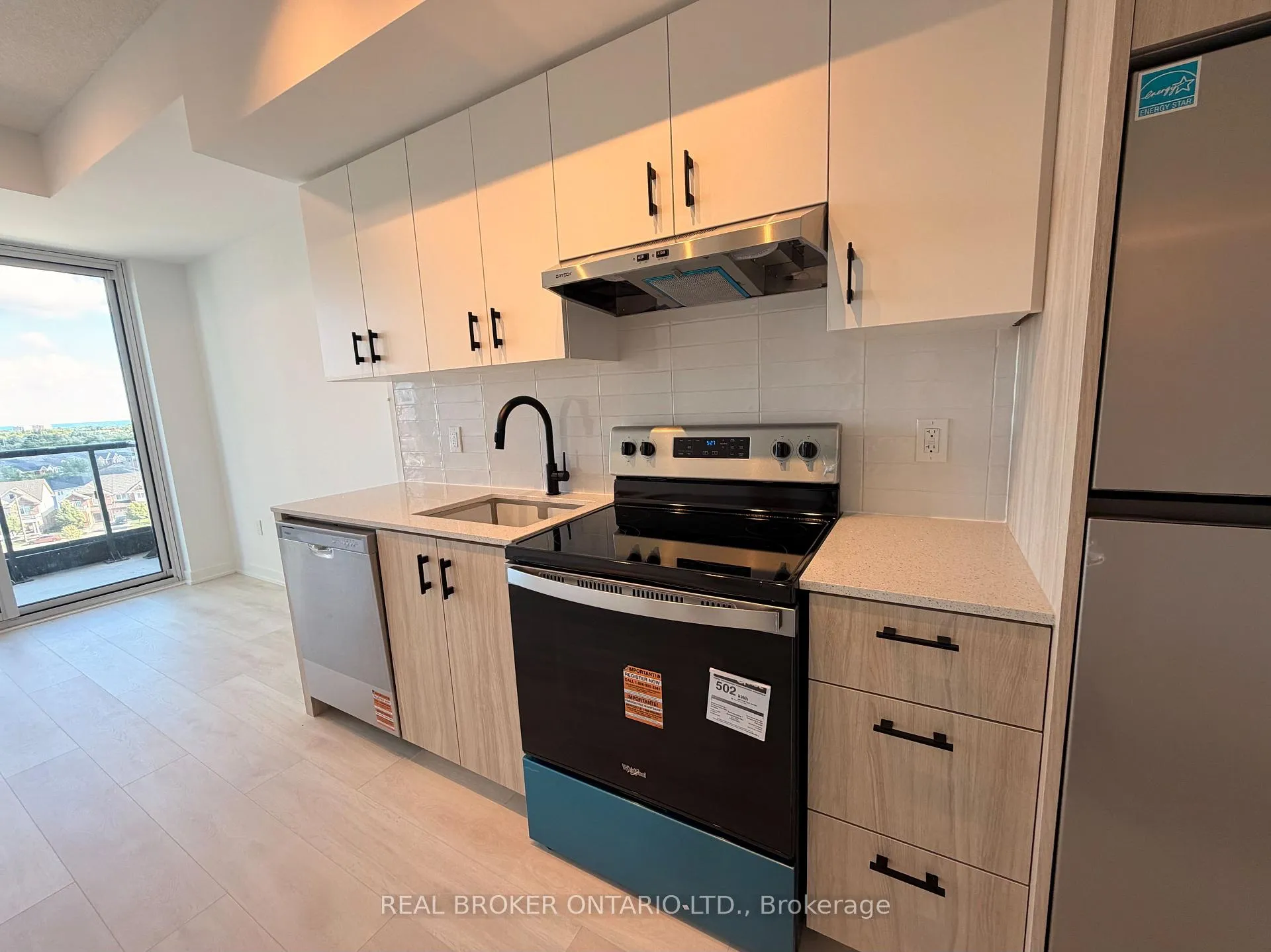 Photo 7 of Unit D701, 4878 Powers Common, Burlington, Alton — HOMEH