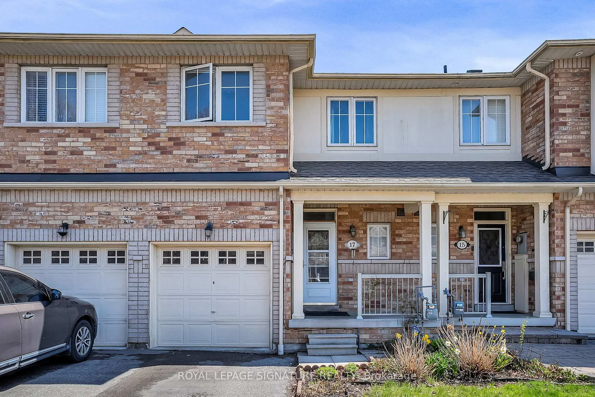 Photo 1 of 17 Croker Drive, Ajax, South East — HOMEH