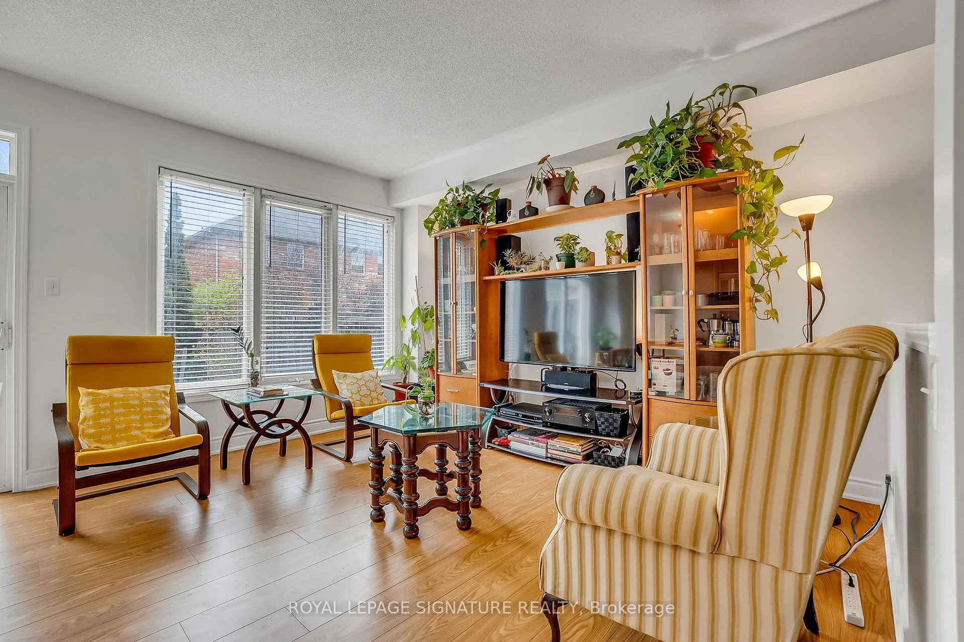 Photo 7 of 17 Croker Drive, Ajax, South East — HOMEH