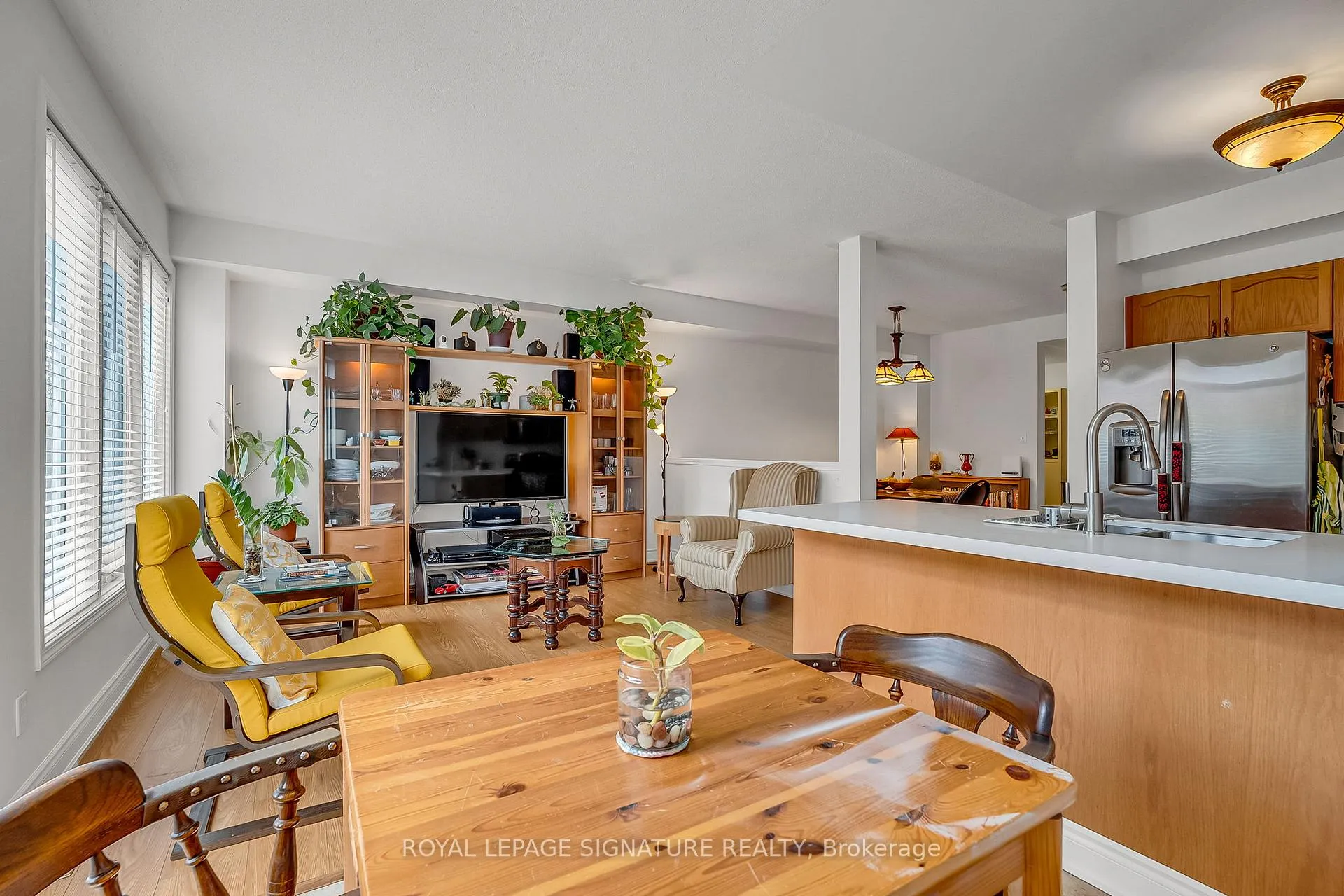 Photo 10 of 17 Croker Drive, Ajax, South East — HOMEH