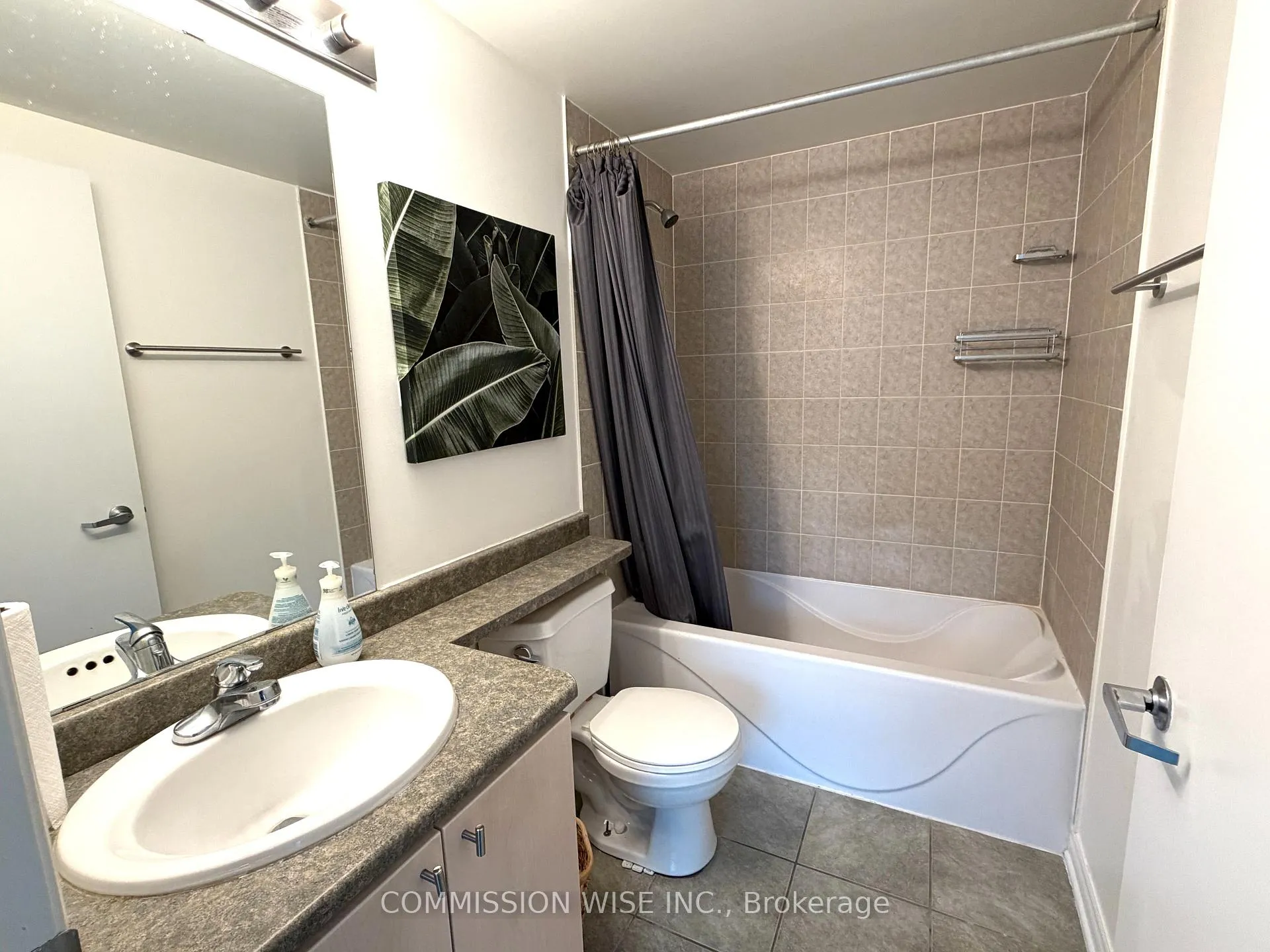 Photo 8 of Unit 708, 200 Rideau Street, Ottawa, Sandy Hill — HOMEH