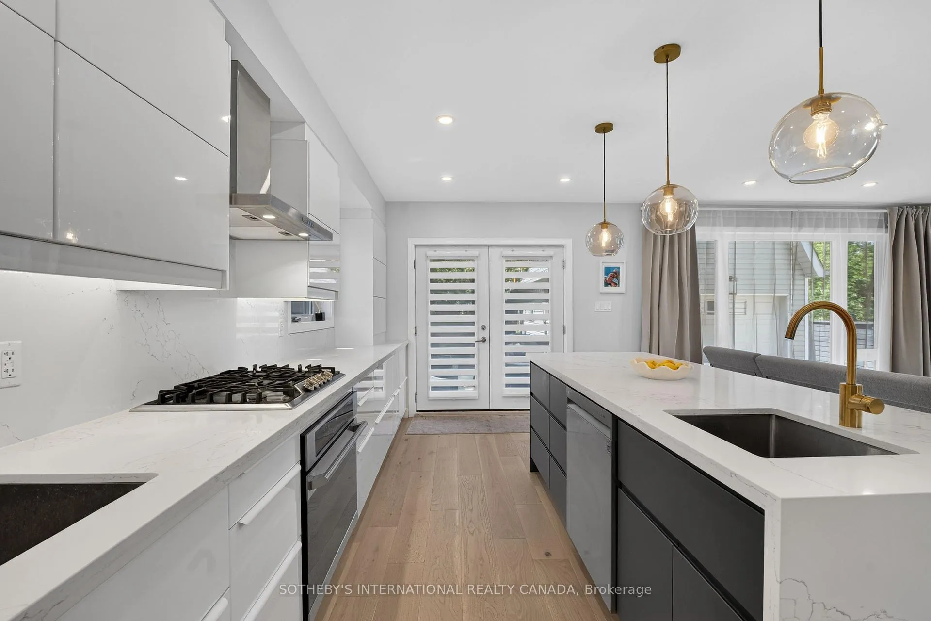 Photo 19 of 20 Uno Drive, Etobicoke, Stonegate-Queensway — HOMEH