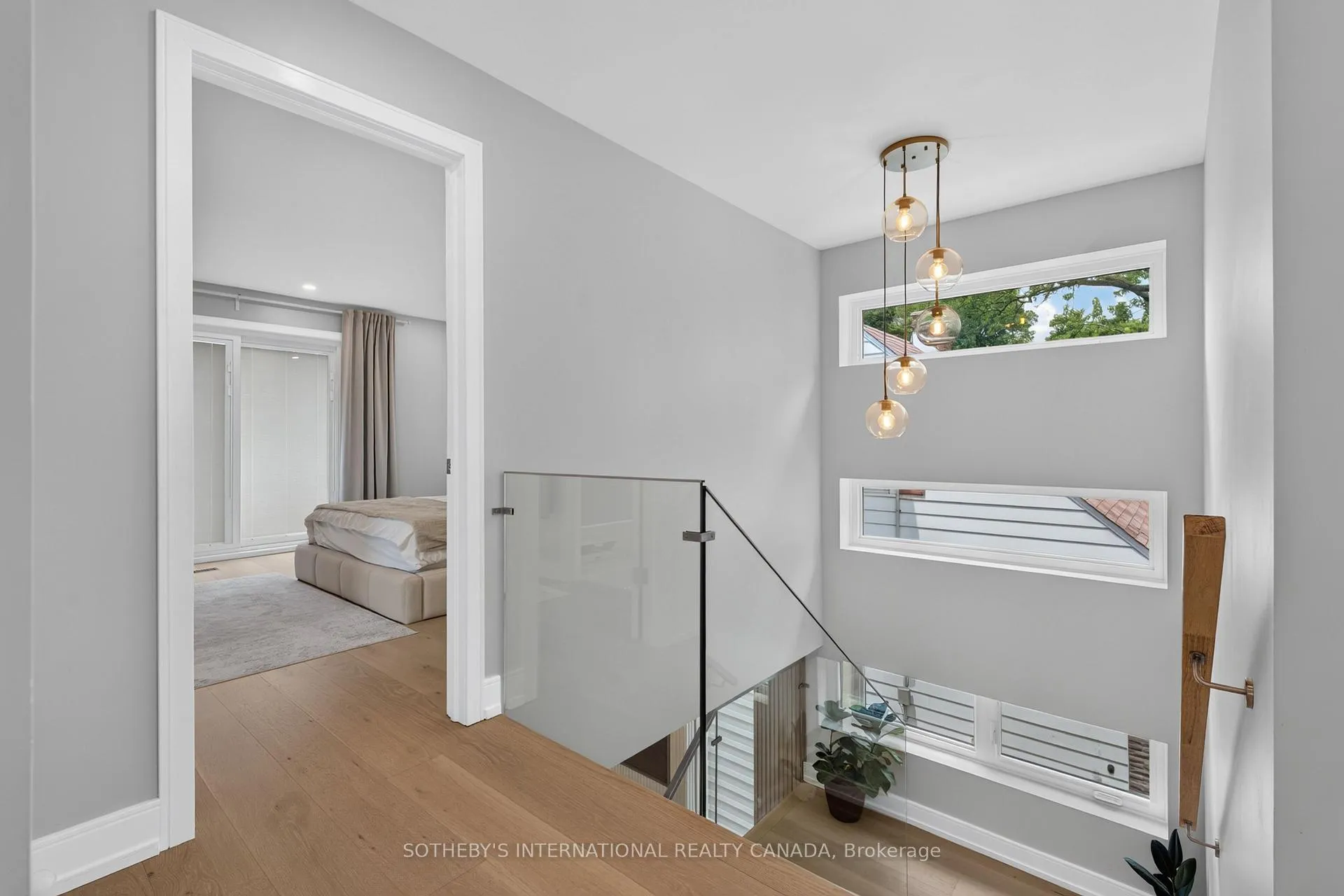 Photo 23 of 20 Uno Drive, Etobicoke, Stonegate-Queensway — HOMEH
