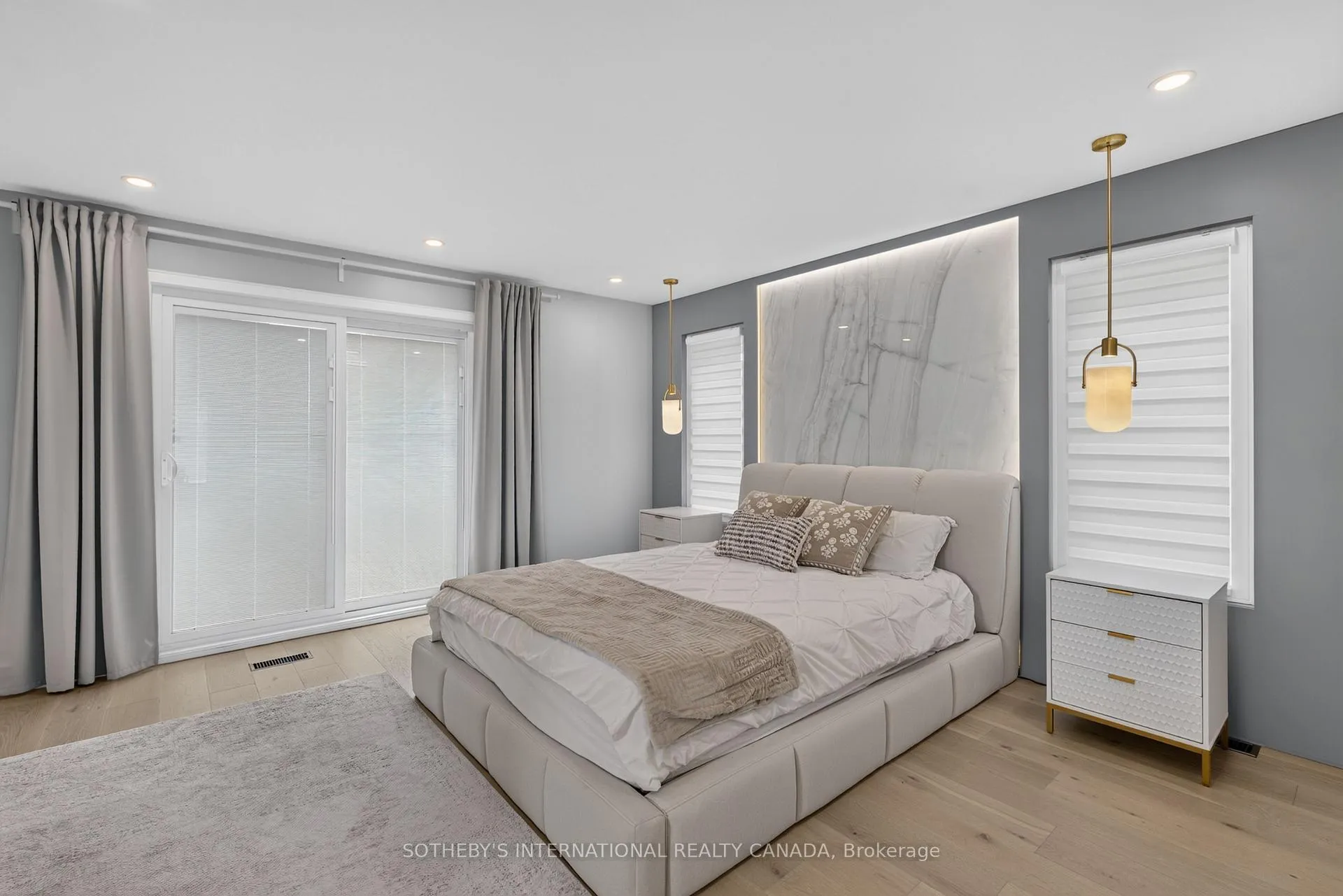 Photo 24 of 20 Uno Drive, Etobicoke, Stonegate-Queensway — HOMEH