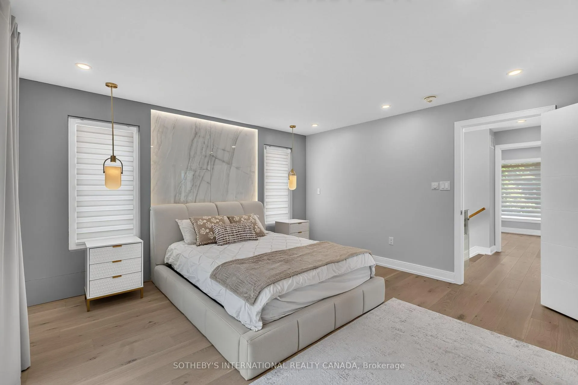 Photo 25 of 20 Uno Drive, Etobicoke, Stonegate-Queensway — HOMEH