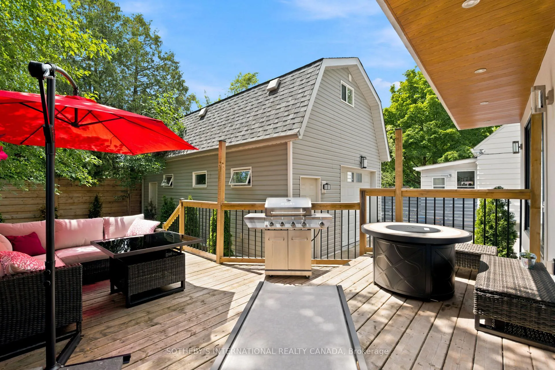 Photo 44 of 20 Uno Drive, Etobicoke, Stonegate-Queensway — HOMEH
