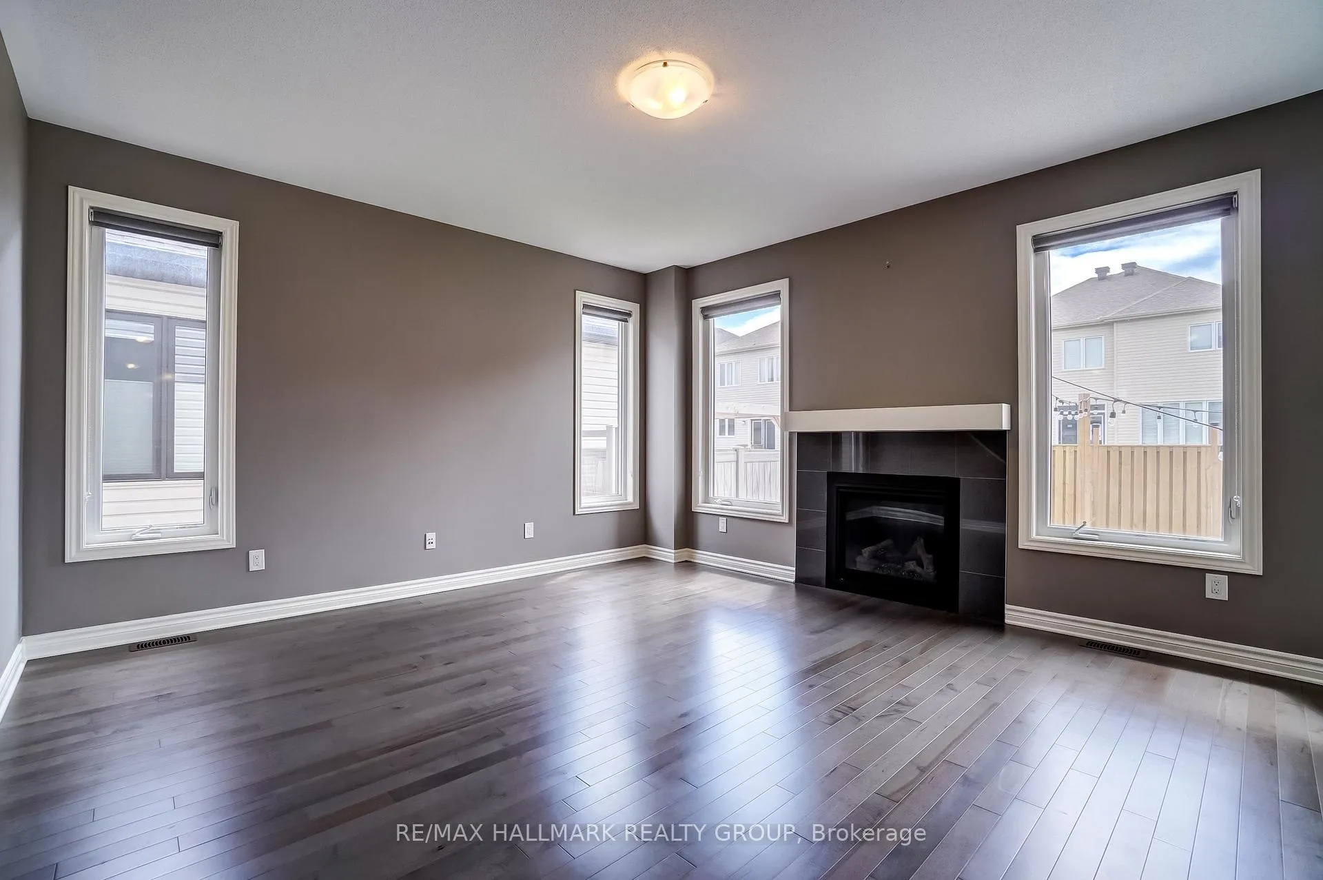Photo 7 of 1110 Beckett Crescent, Ottawa, Stittsville (South) — HOMEH